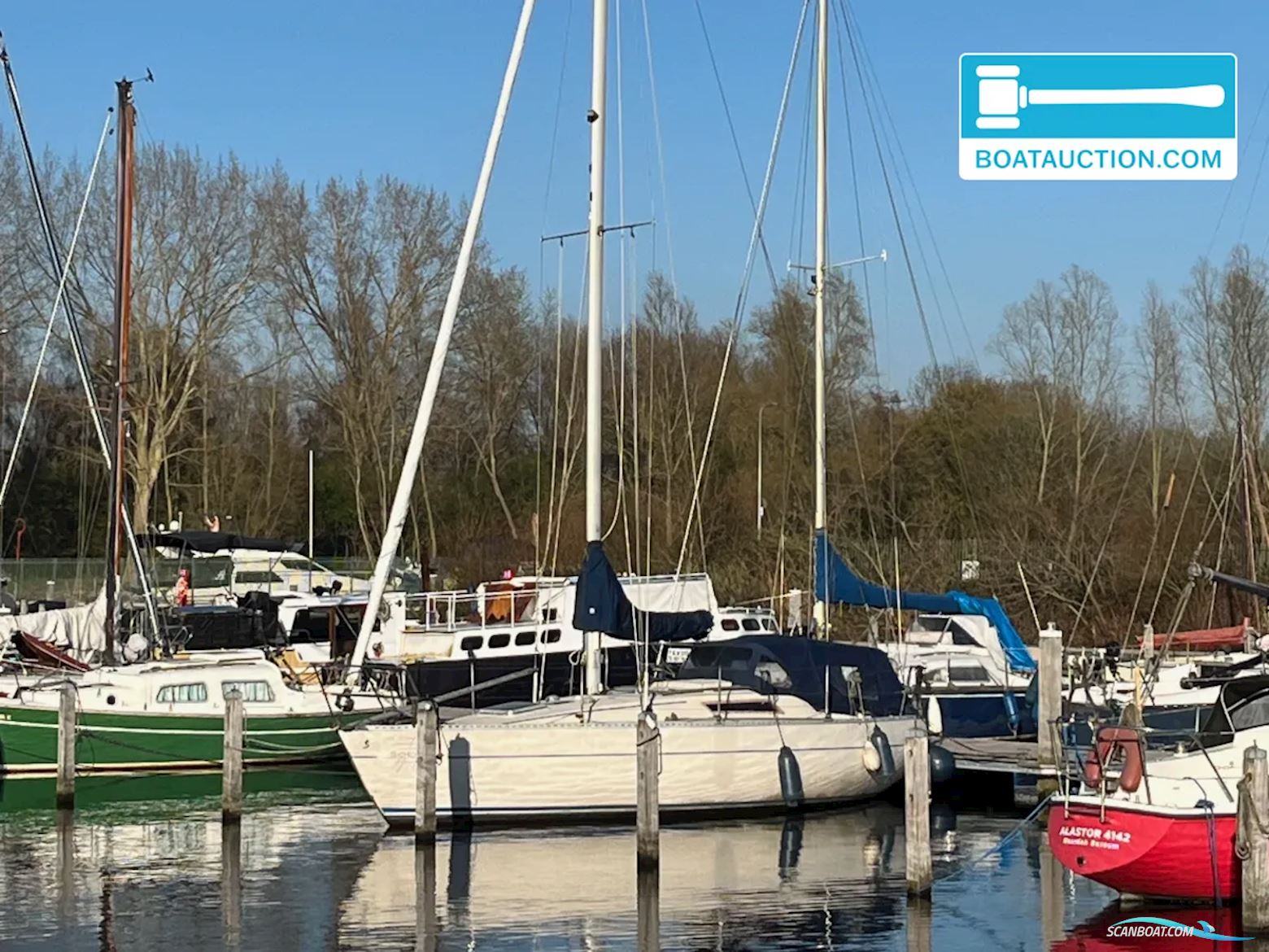 Beneteau First 30