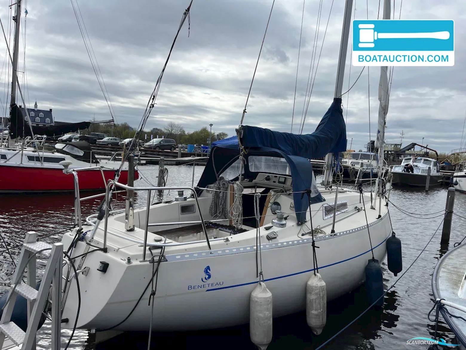 Beneteau First 30