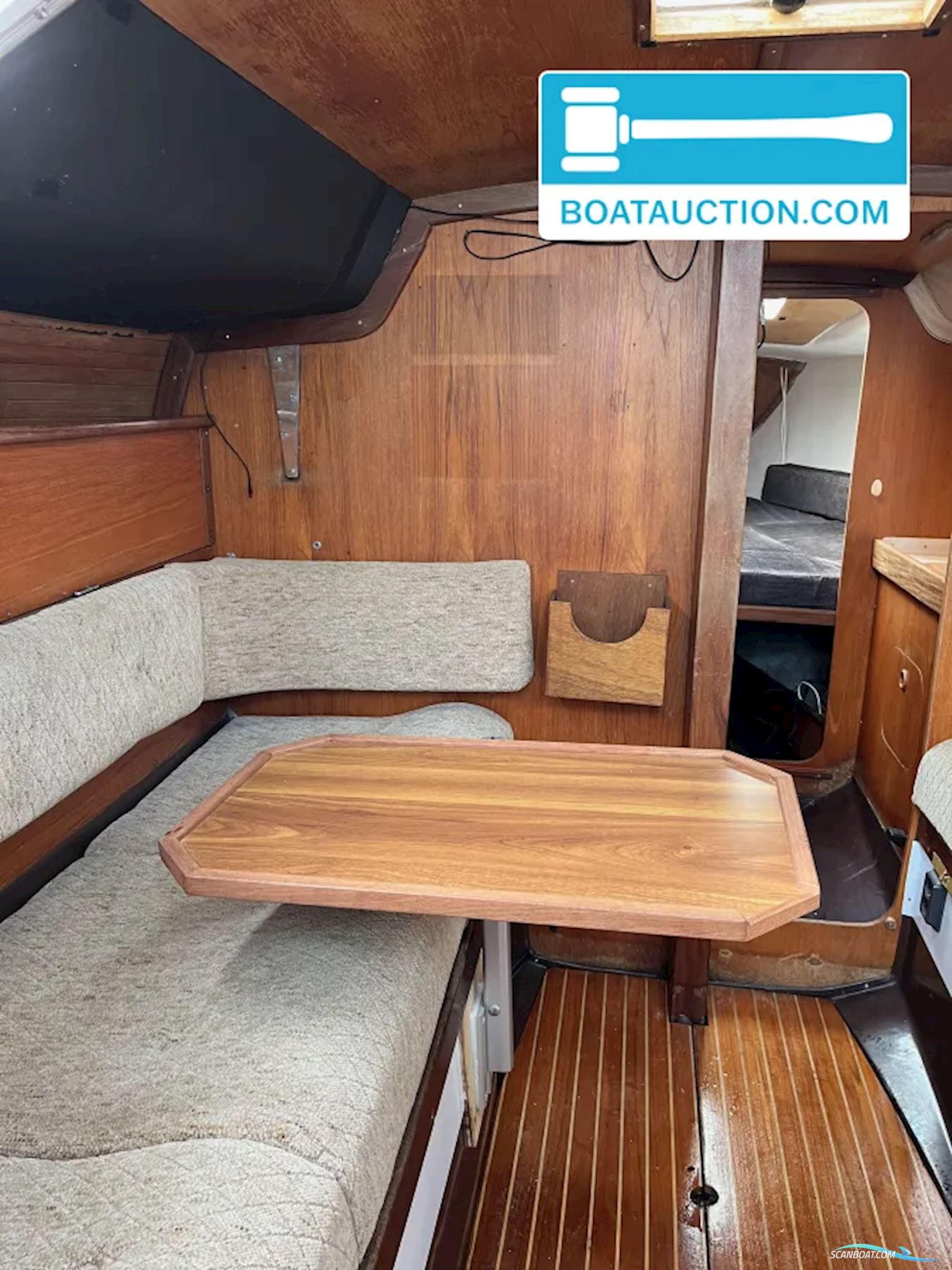 Beneteau First 30