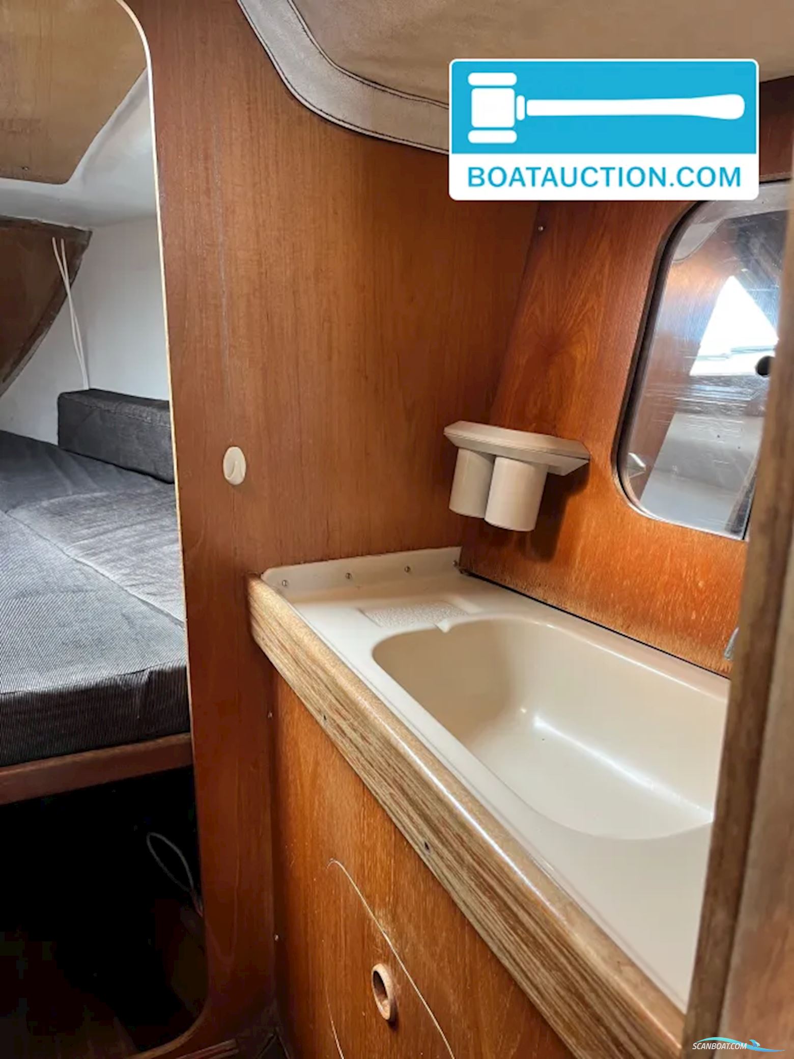 Beneteau First 30