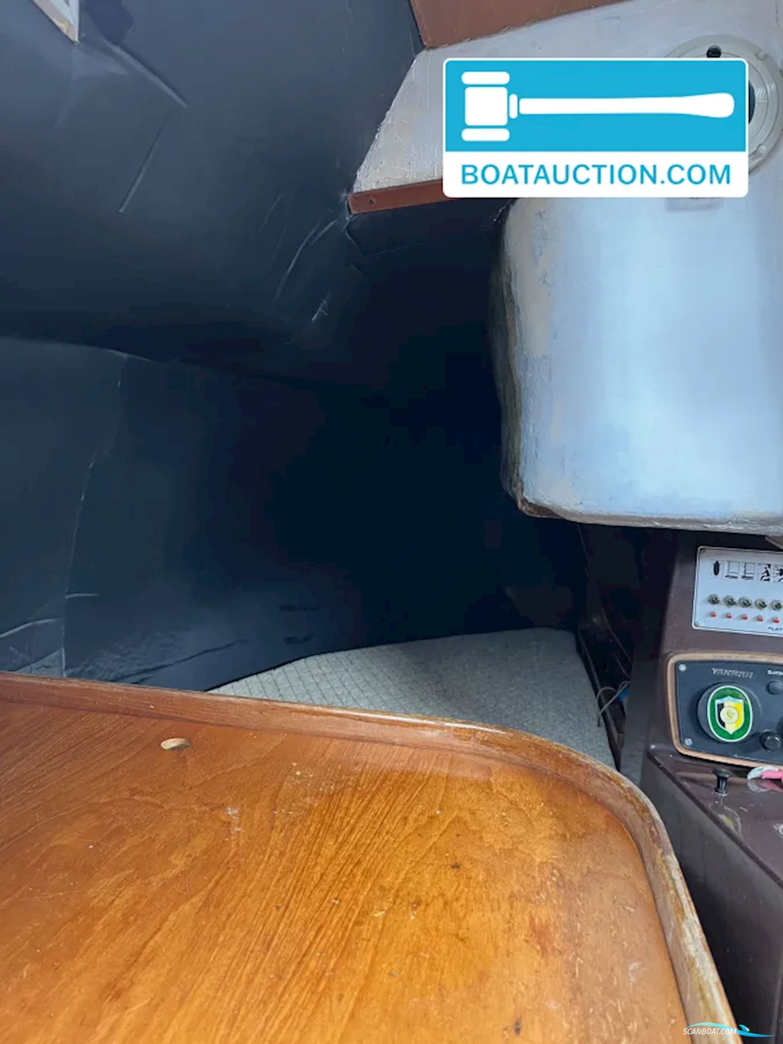 Beneteau First 30
