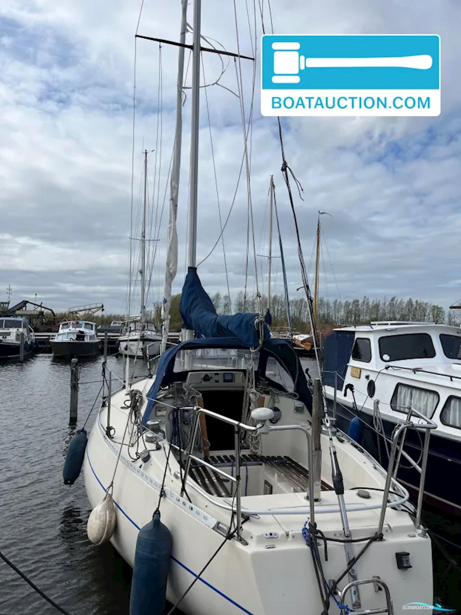 Beneteau First 30