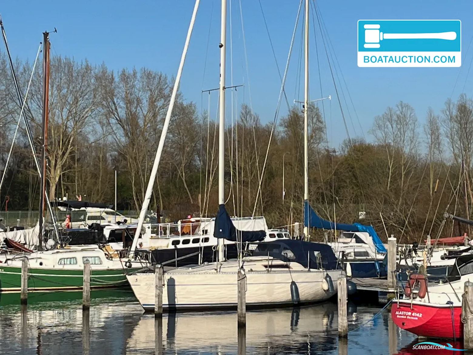 Beneteau First 30