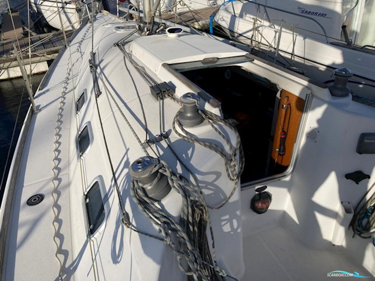Beneteau First 300