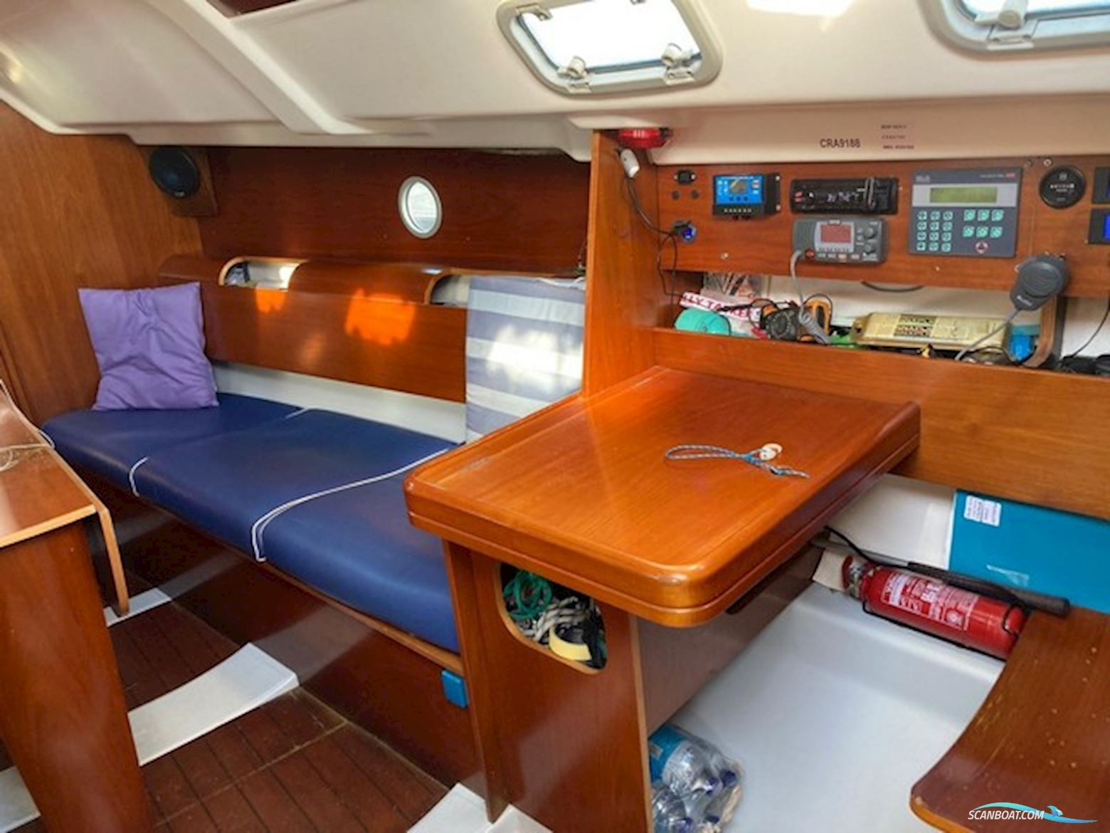 Beneteau First 300