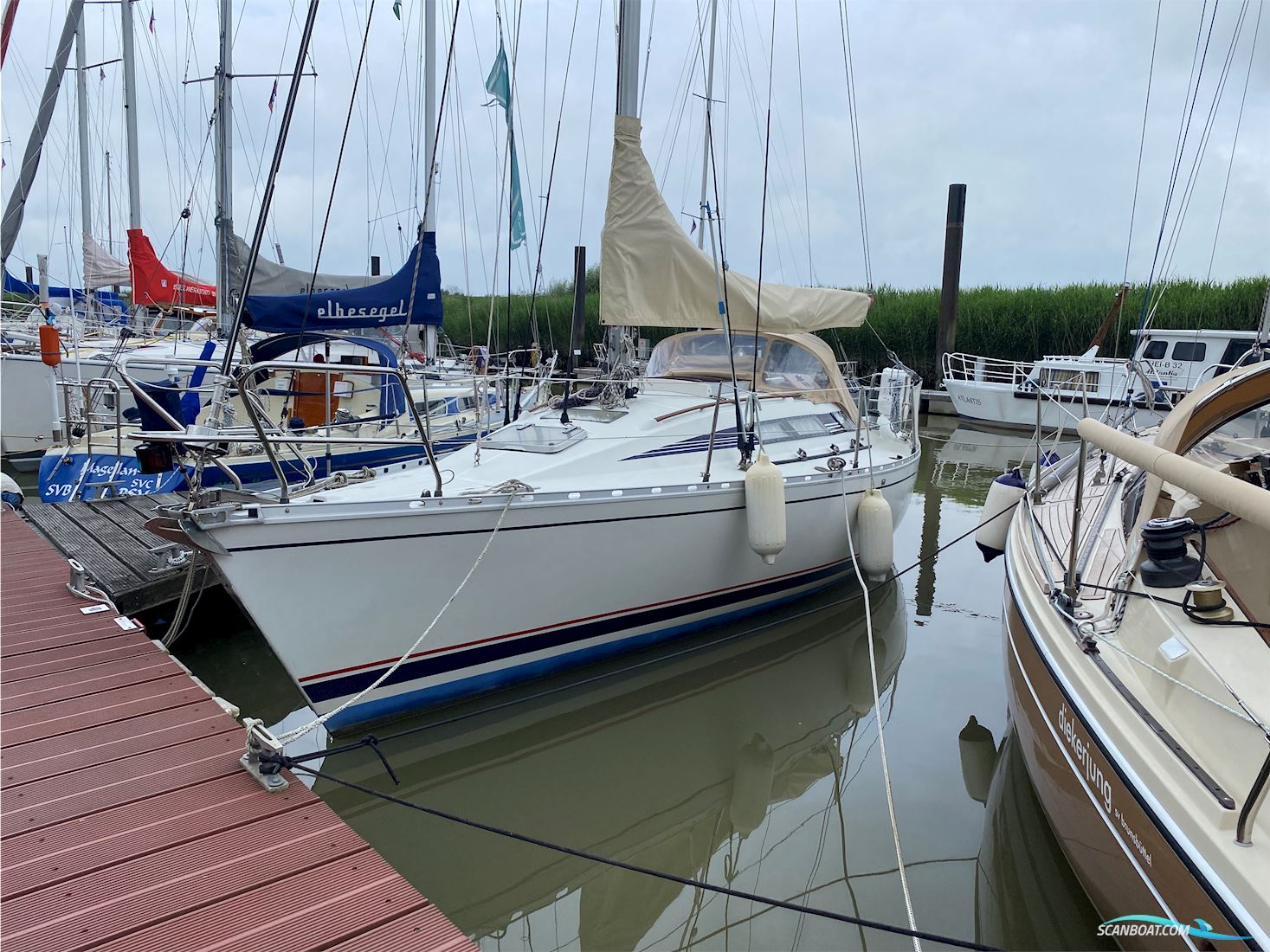 Beneteau First 305