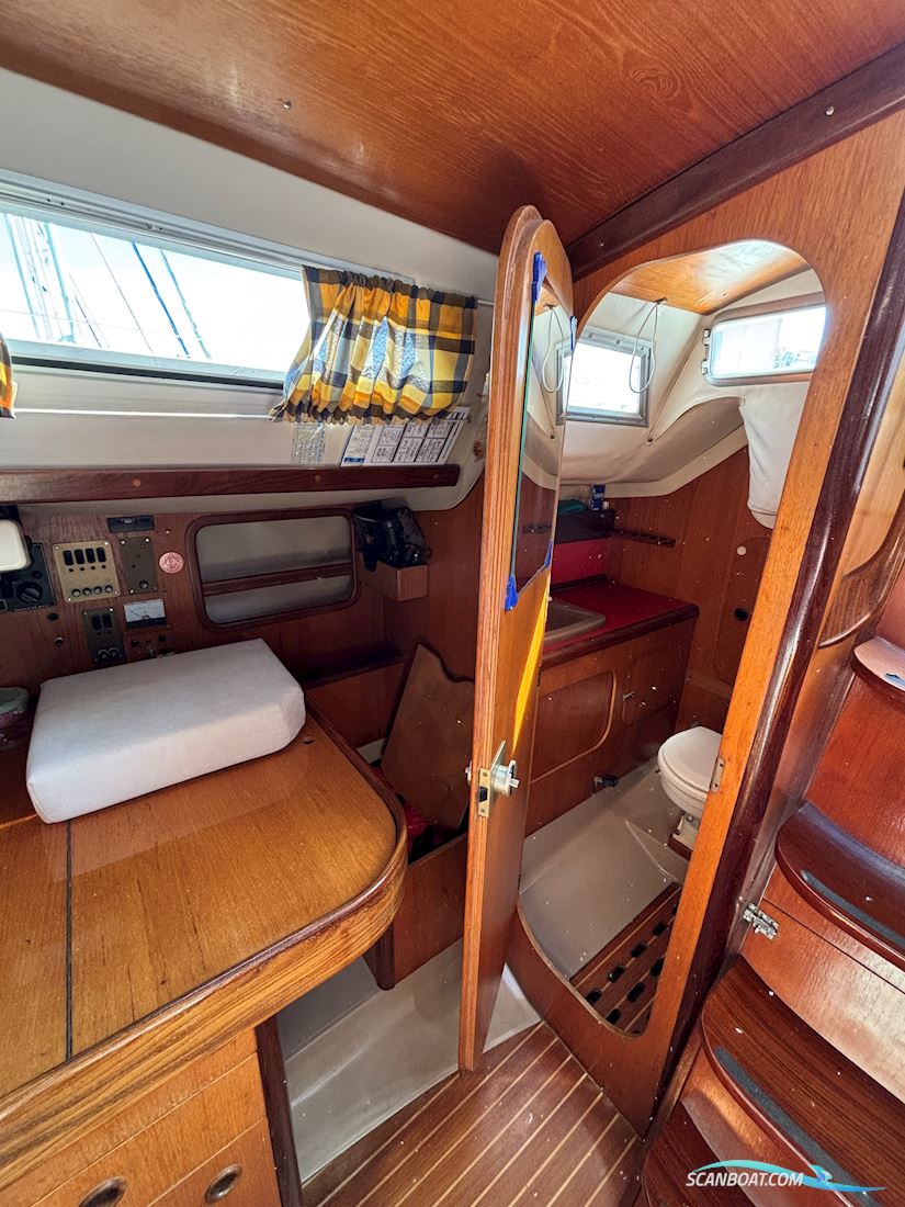 Beneteau First 305