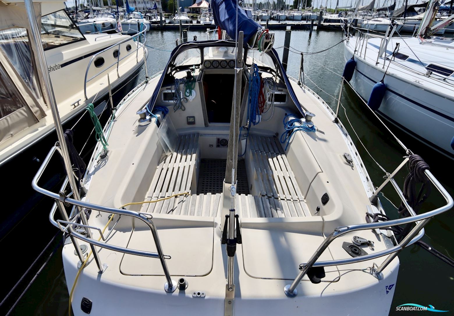 Beneteau First 32