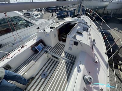 Beneteau First 32s5 Zeilboten 1990, met Volvo Penta motor, United Kingdom
