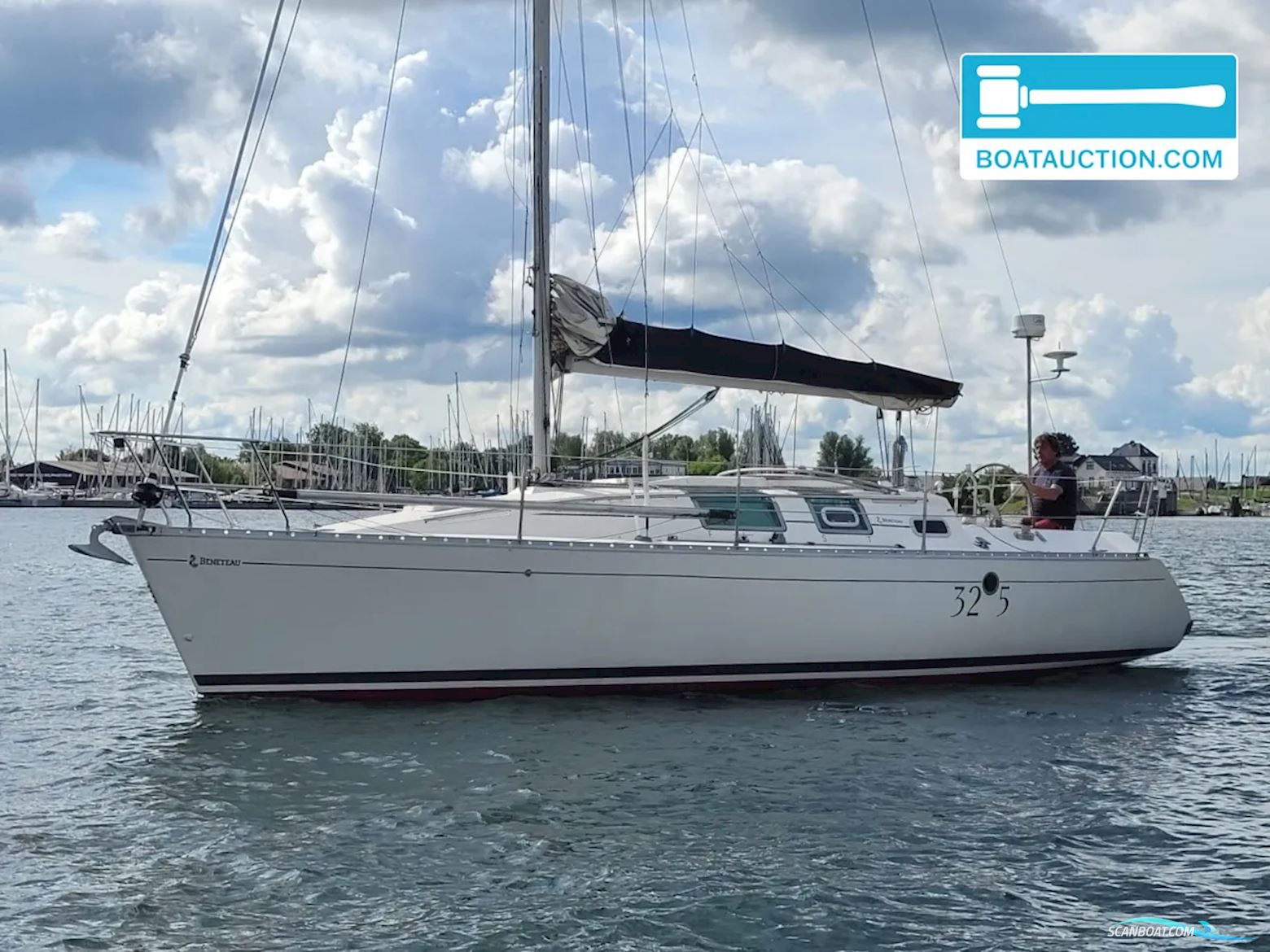 Beneteau First 32s5