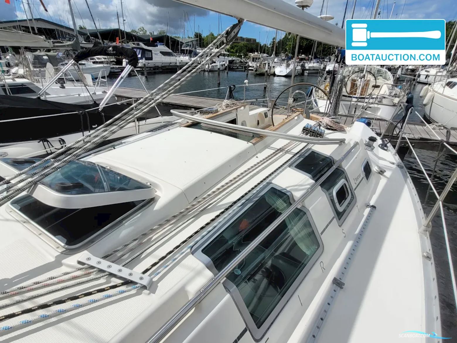 Beneteau First 32s5