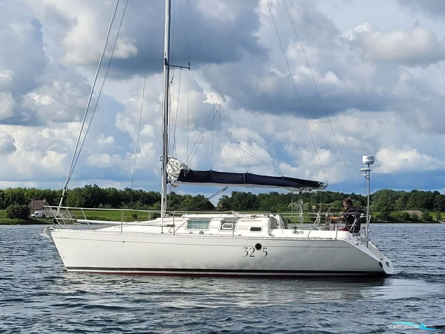 Beneteau First 32S5