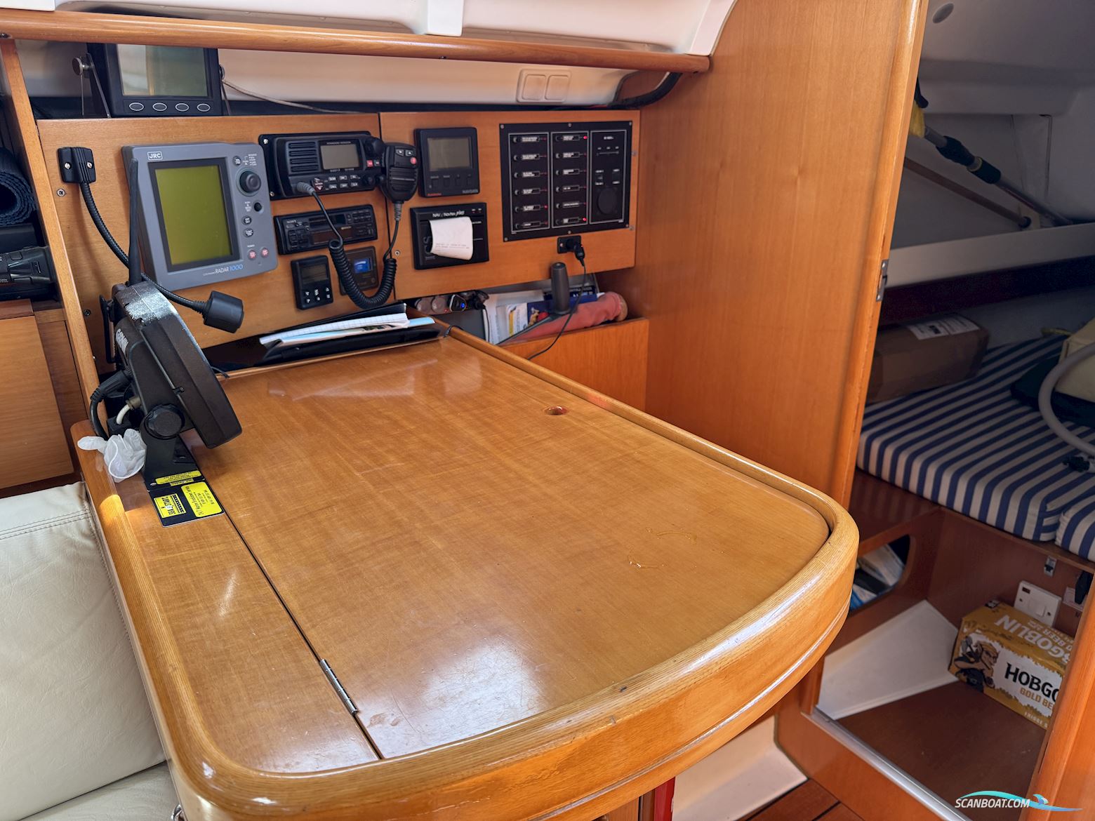 Beneteau First 33.7