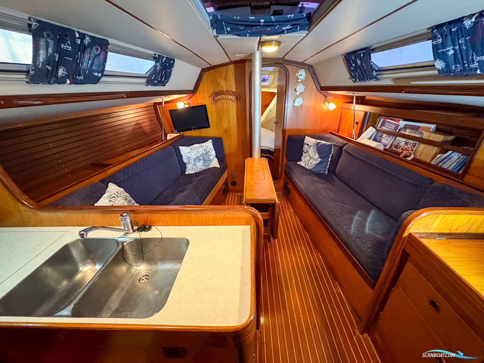 Beneteau First 345