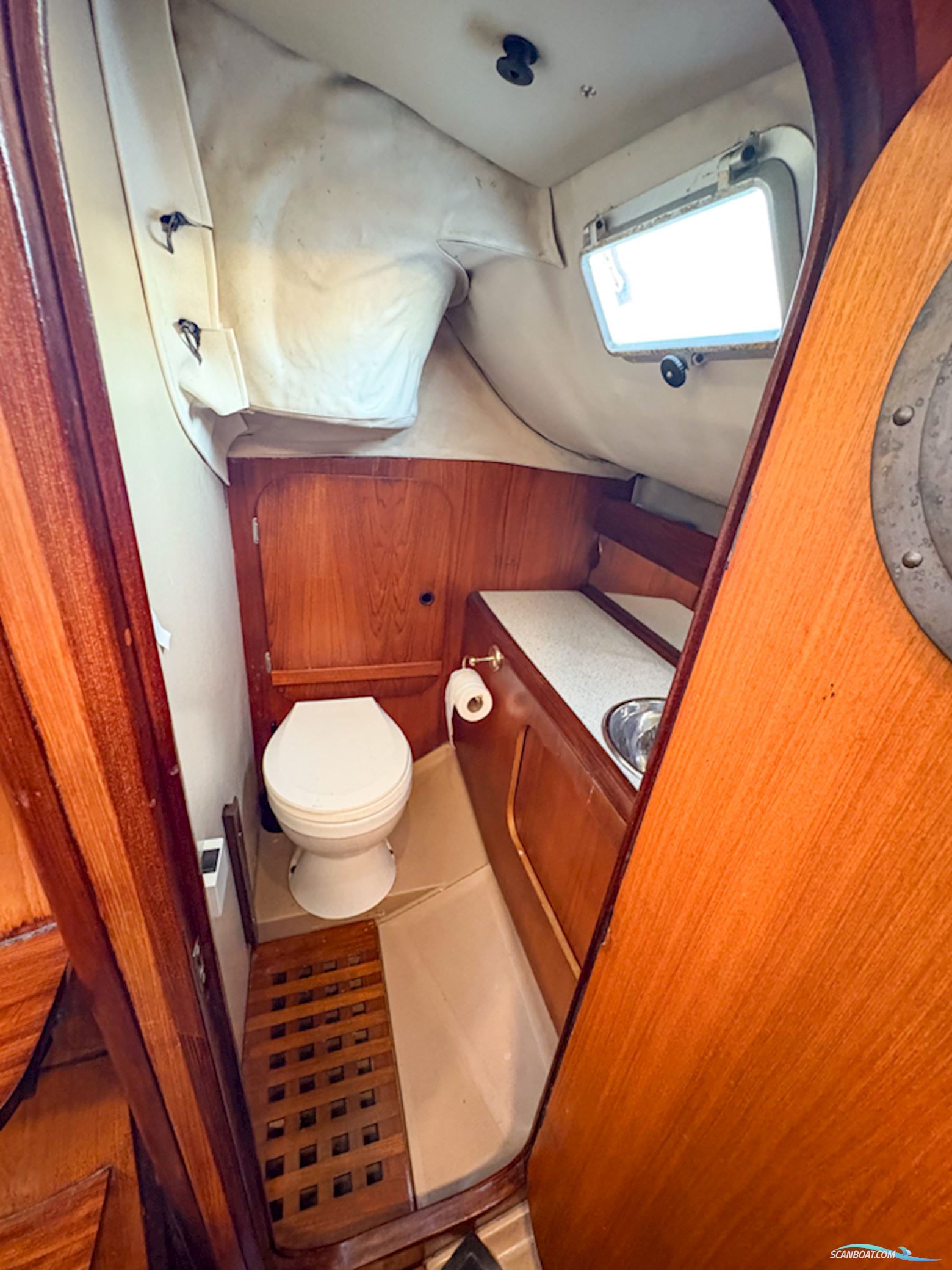 Beneteau First 345