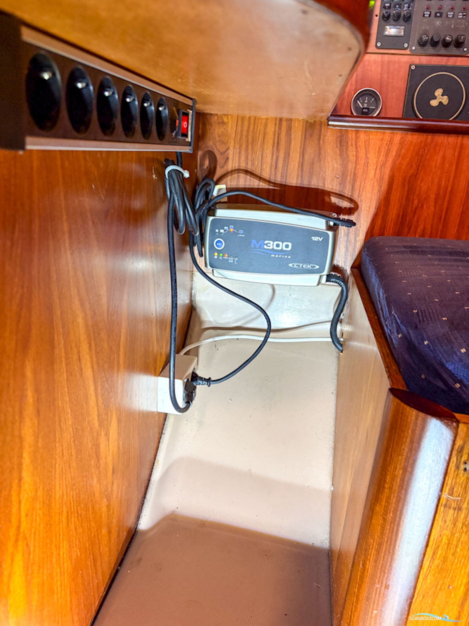 Beneteau First 345