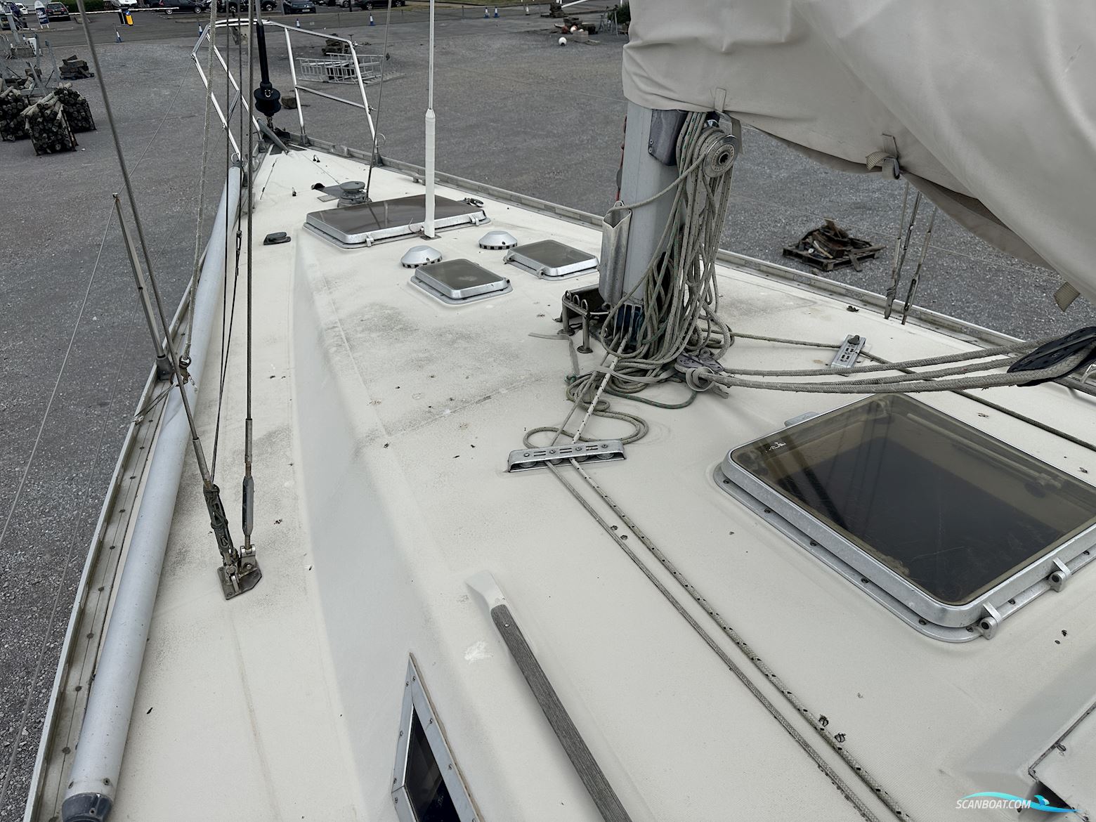Beneteau First 35