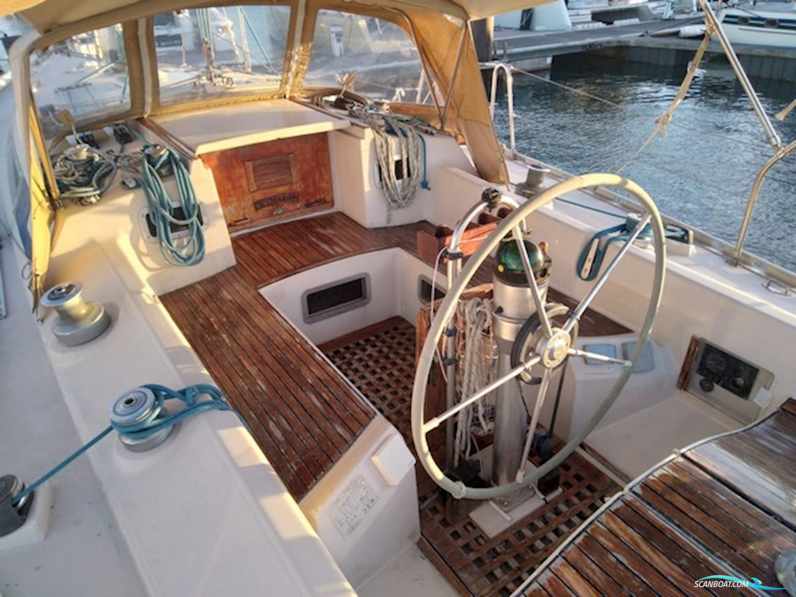 Beneteau First 38