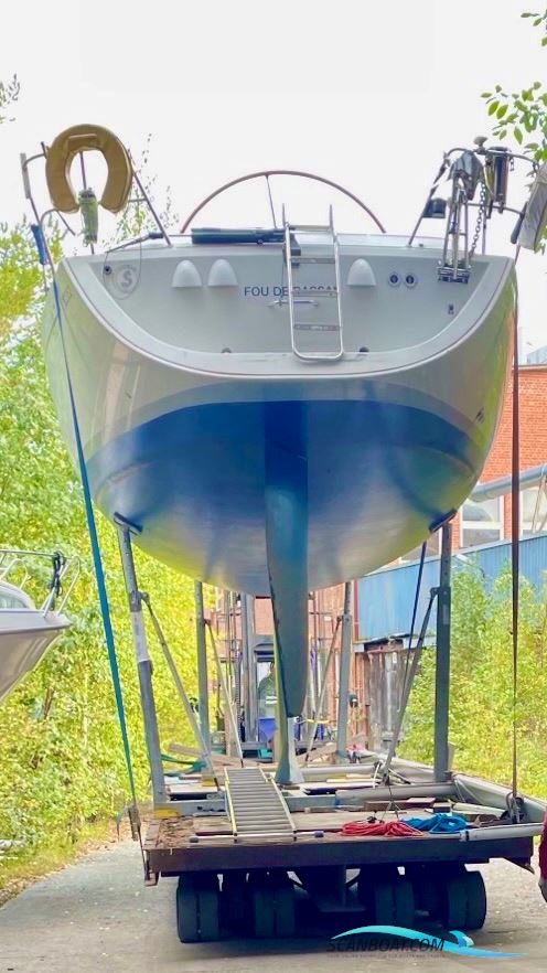 Beneteau First 40.7