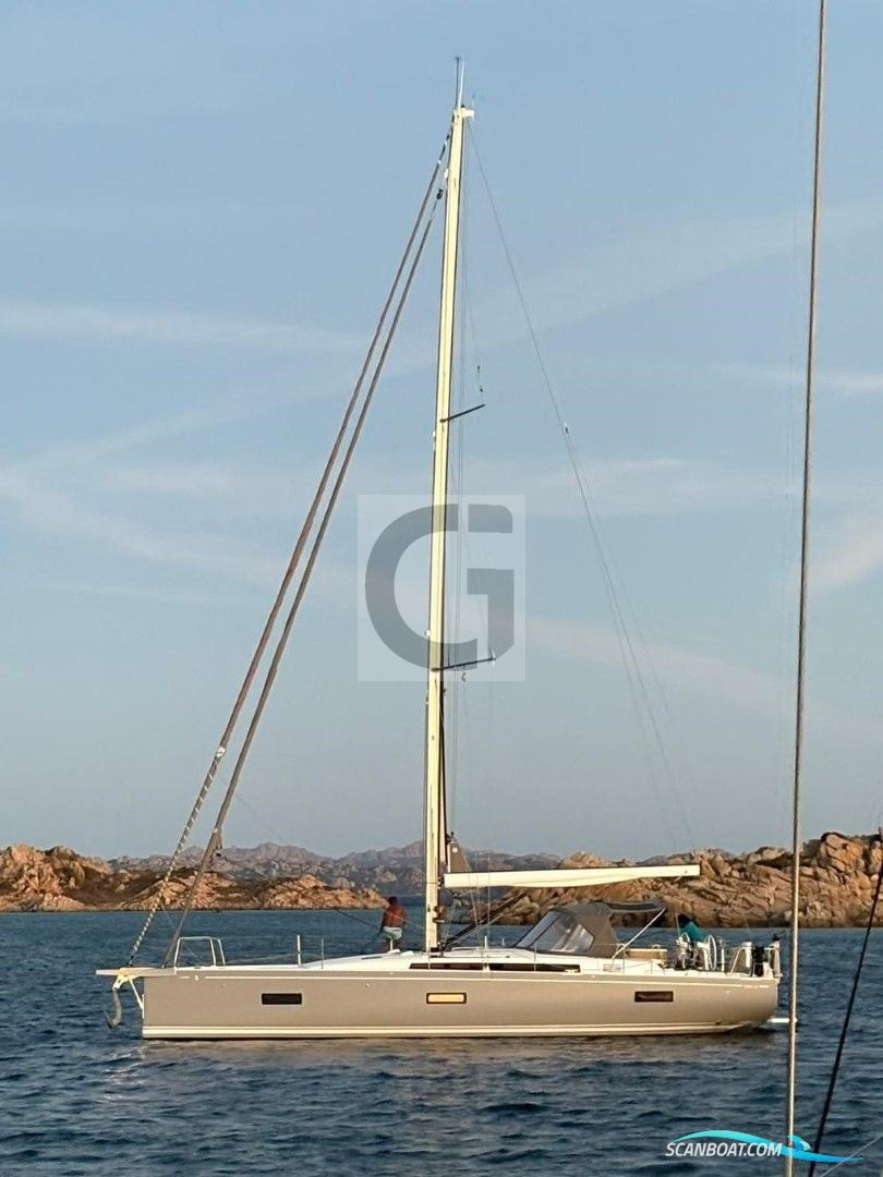 Beneteau First 44