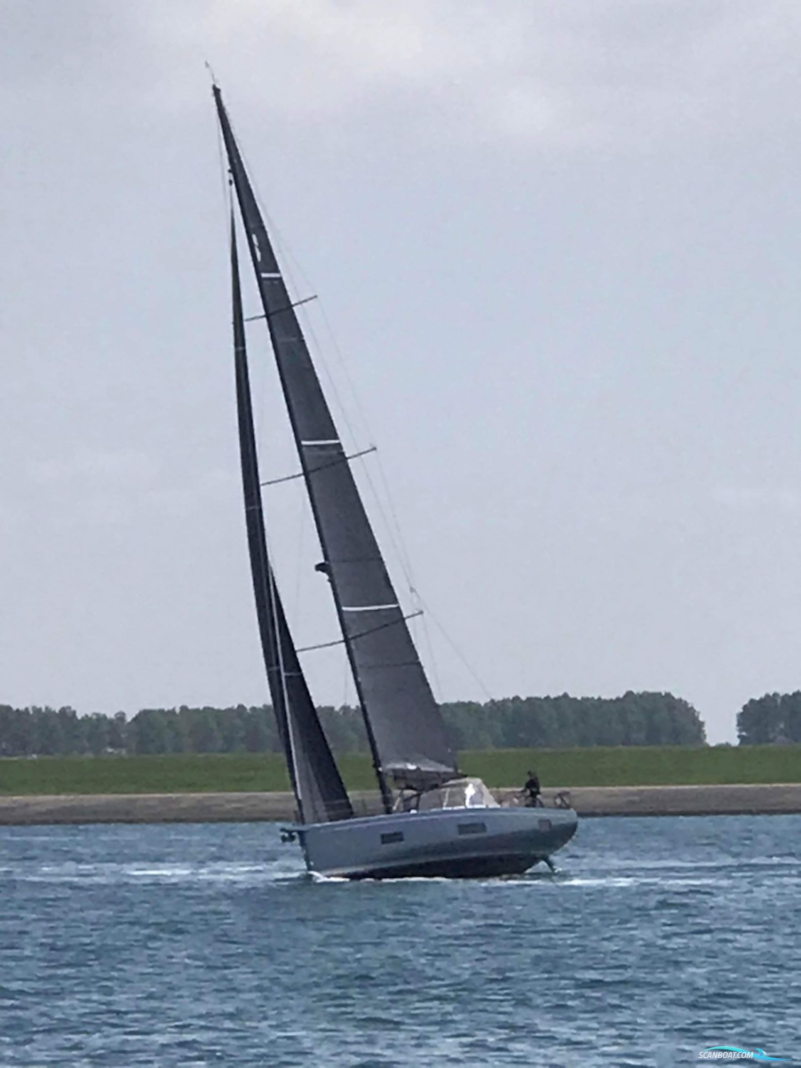 Beneteau First 53