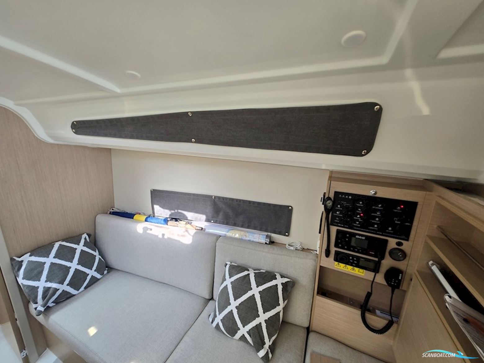 Beneteau Oceanis 30.1