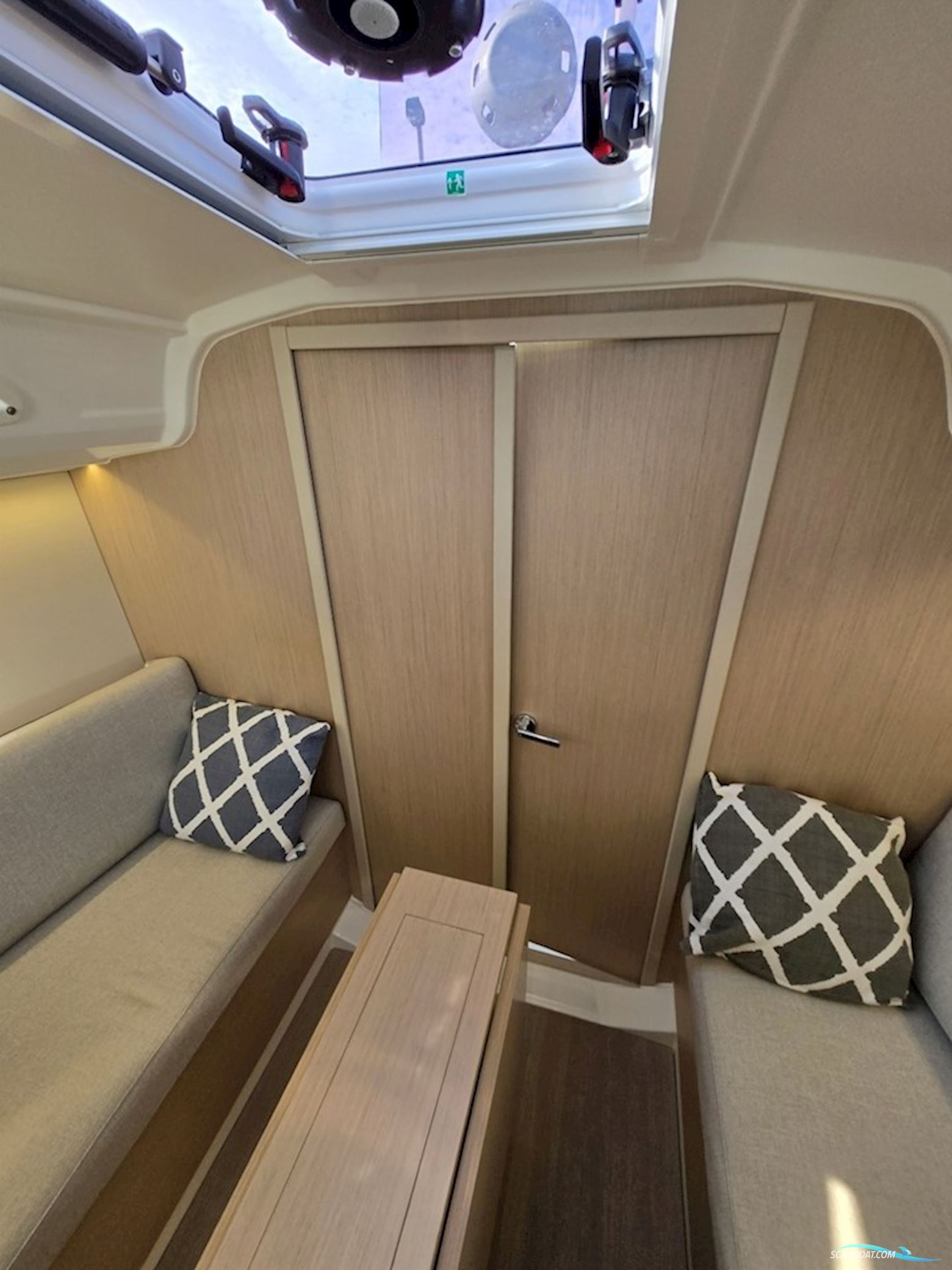 Beneteau Oceanis 30.1