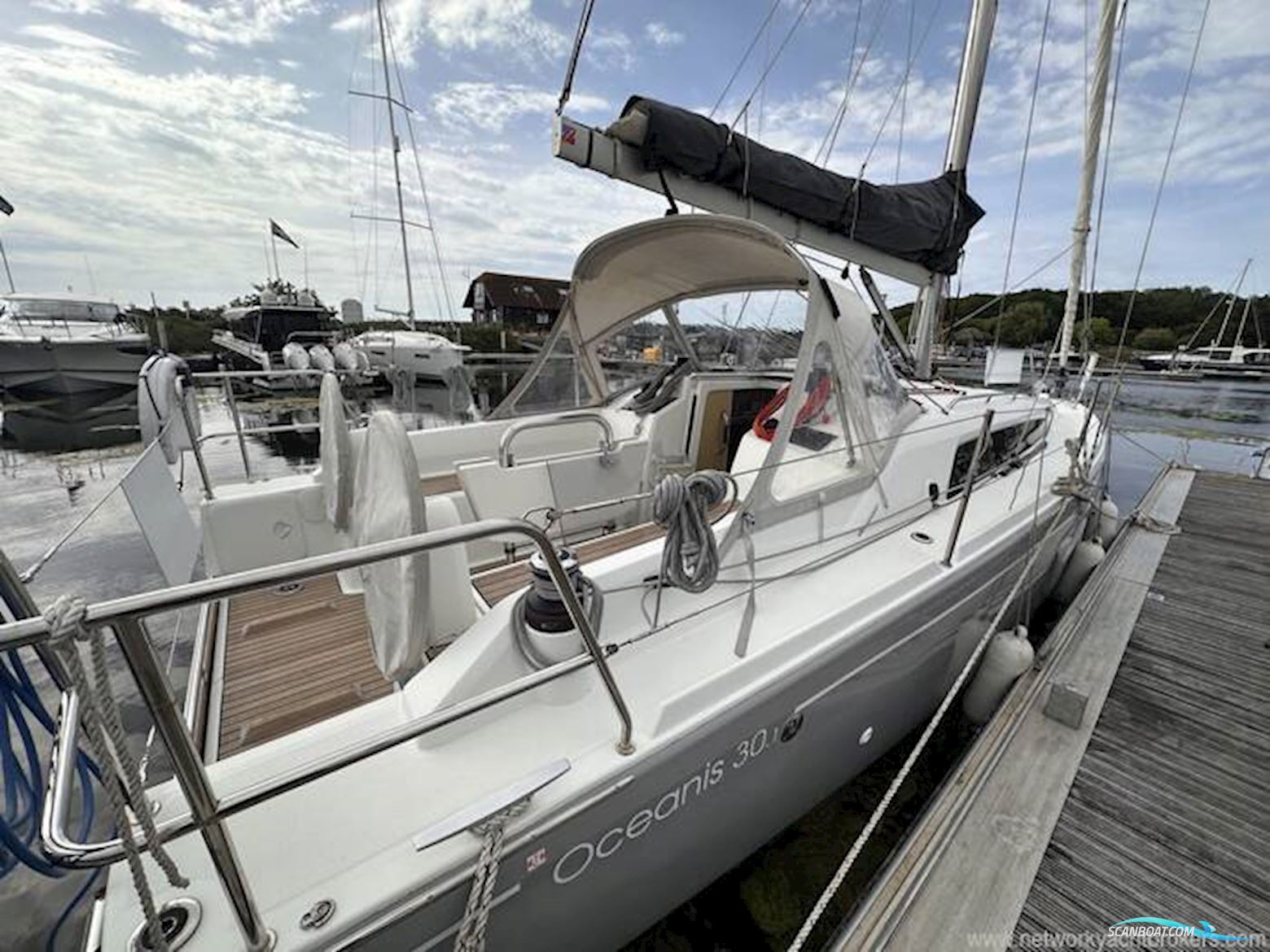 Beneteau Oceanis 30.1