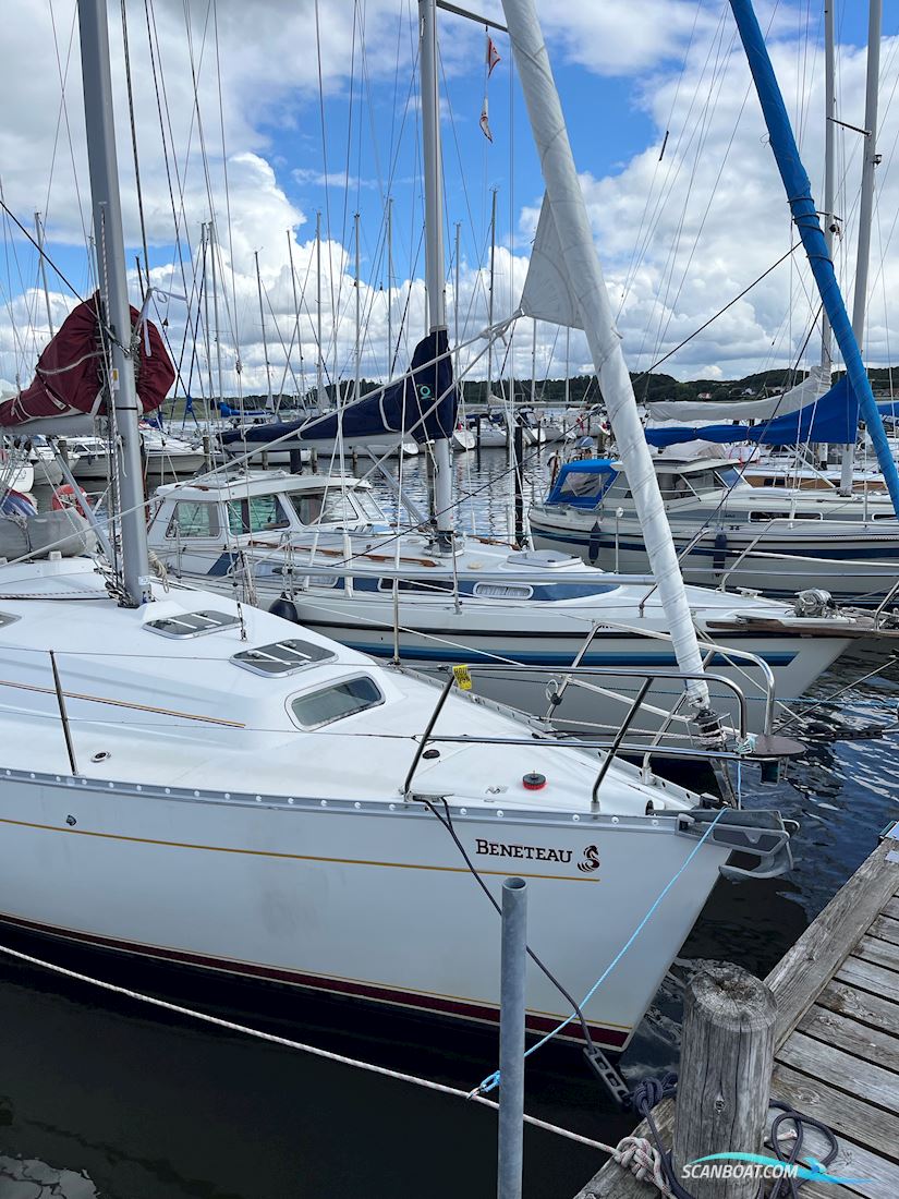 Beneteau Oceanis 321