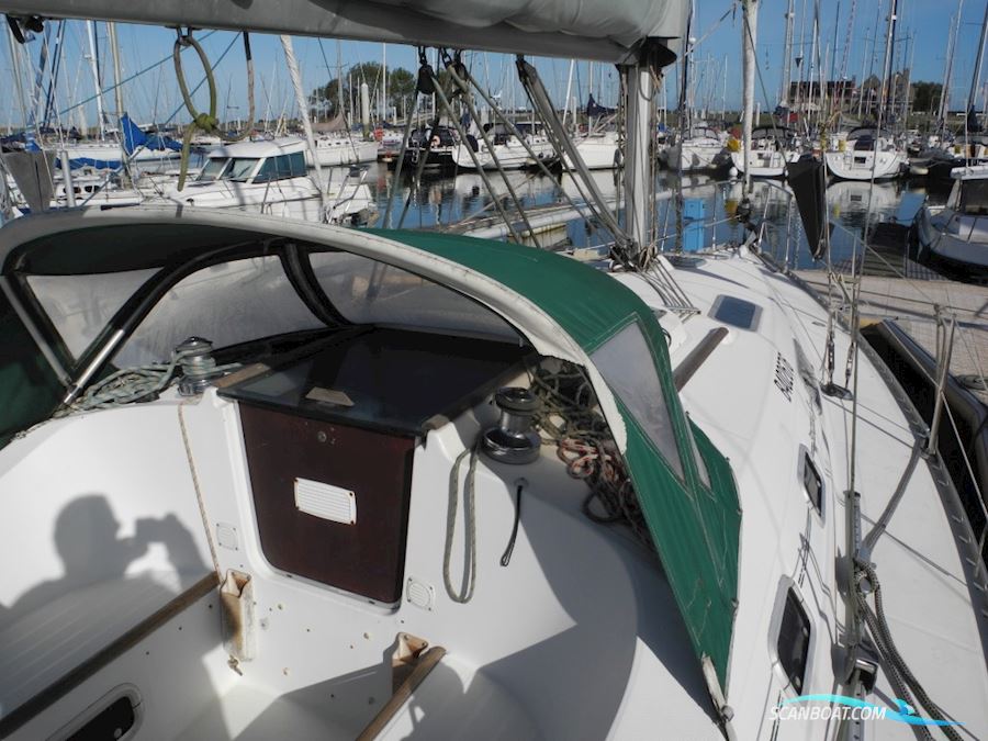 Beneteau Oceanis 321