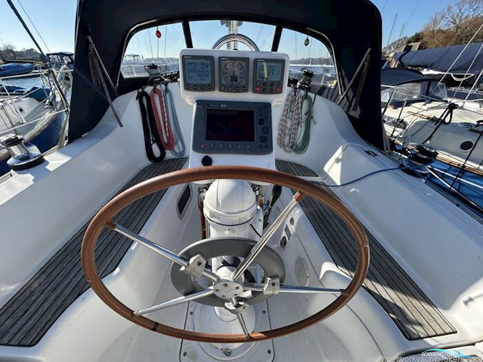 Beneteau Oceanis 323 Clipper