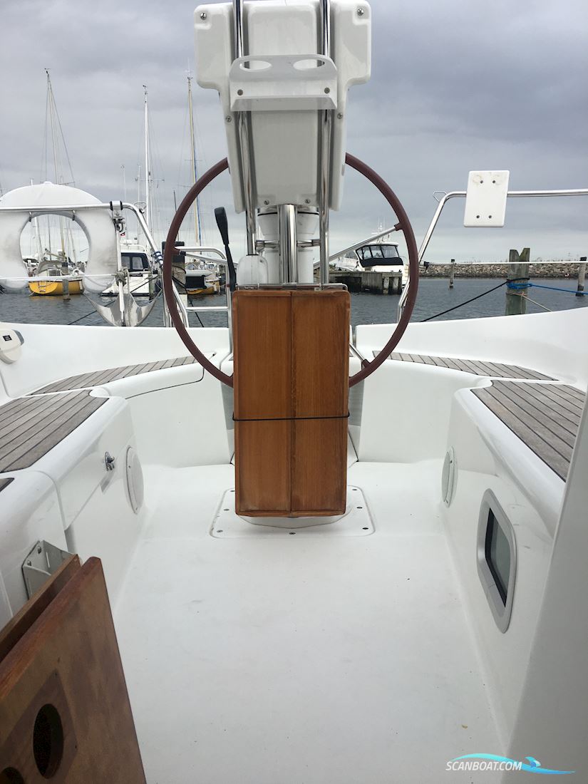 Beneteau Oceanis 323 Clipper