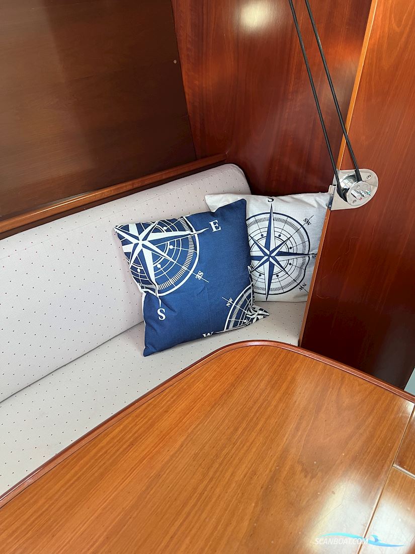Beneteau Oceanis 323 Clipper