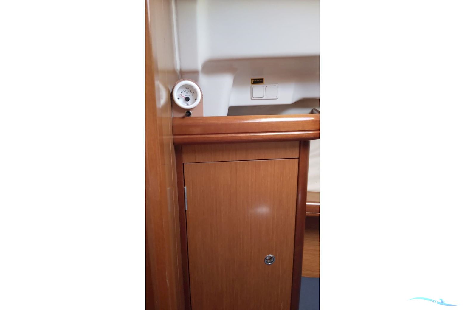 Beneteau Oceanis 323