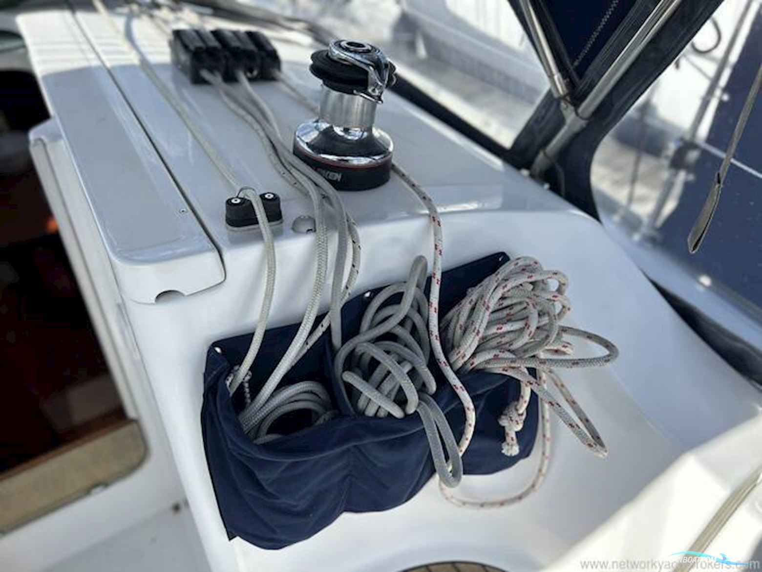 Beneteau Oceanis 323