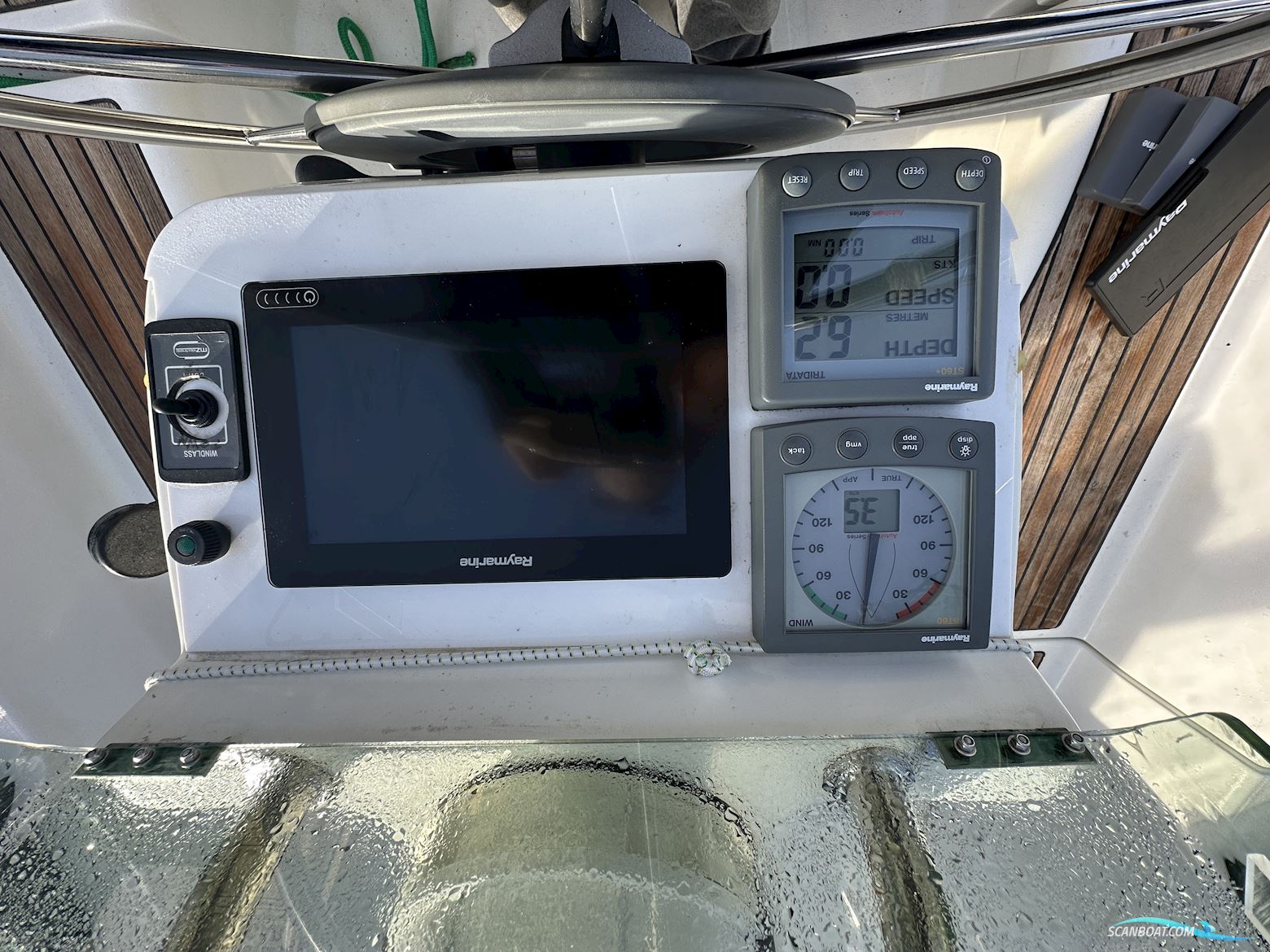 Beneteau Oceanis 331 Clipper