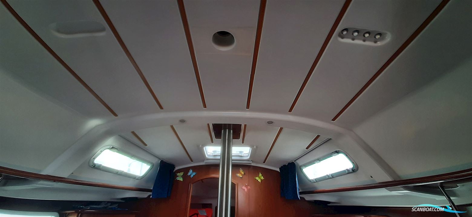 Beneteau OCEANIS 331