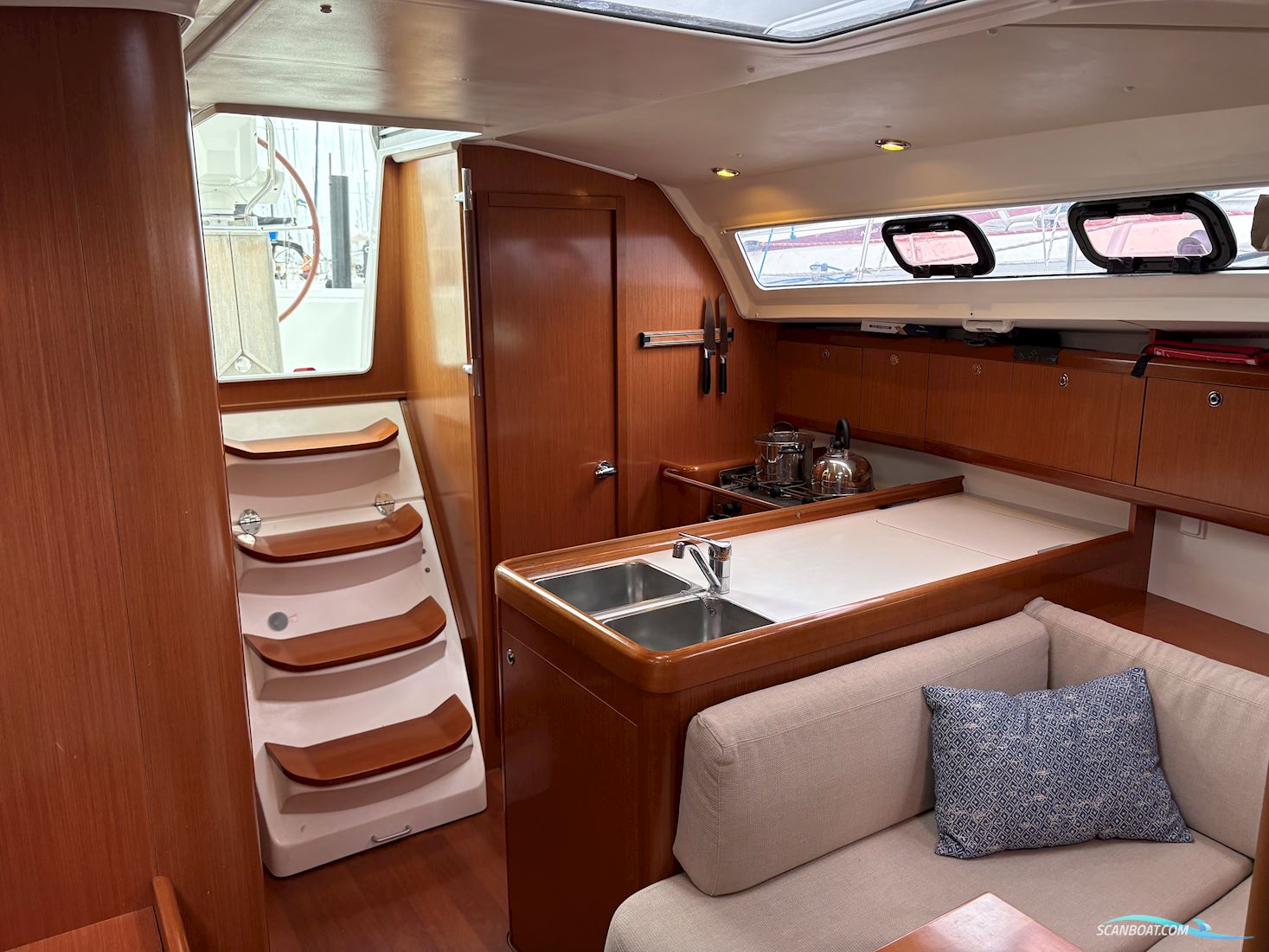 Beneteau Oceanis 34
