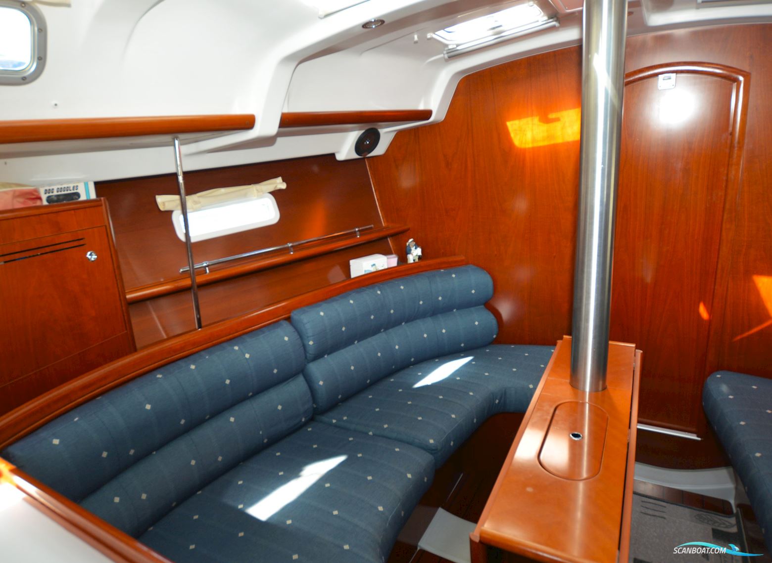 Beneteau Oceanis 343