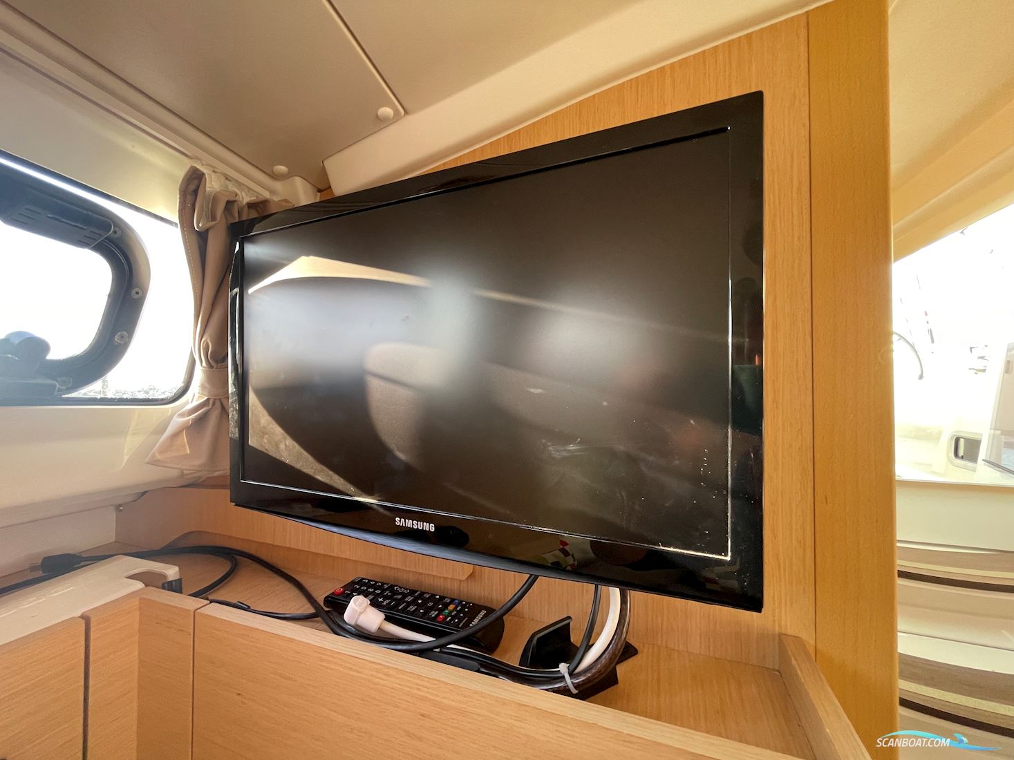 Beneteau Oceanis 35.1