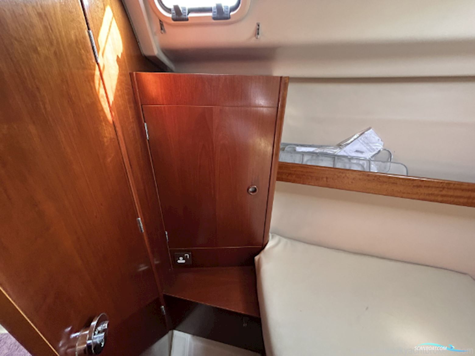 Beneteau Oceanis 351