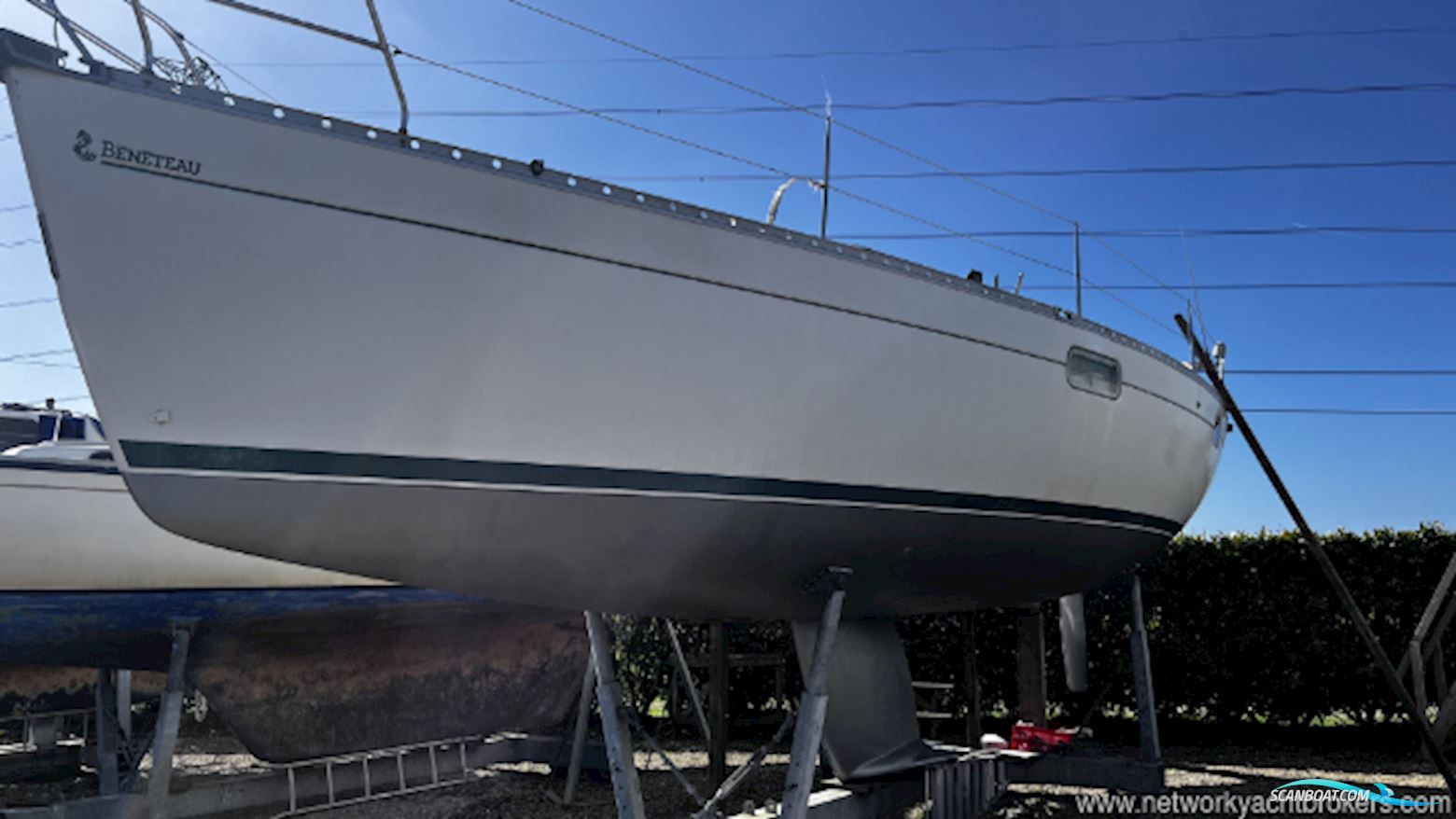 Beneteau Oceanis 351