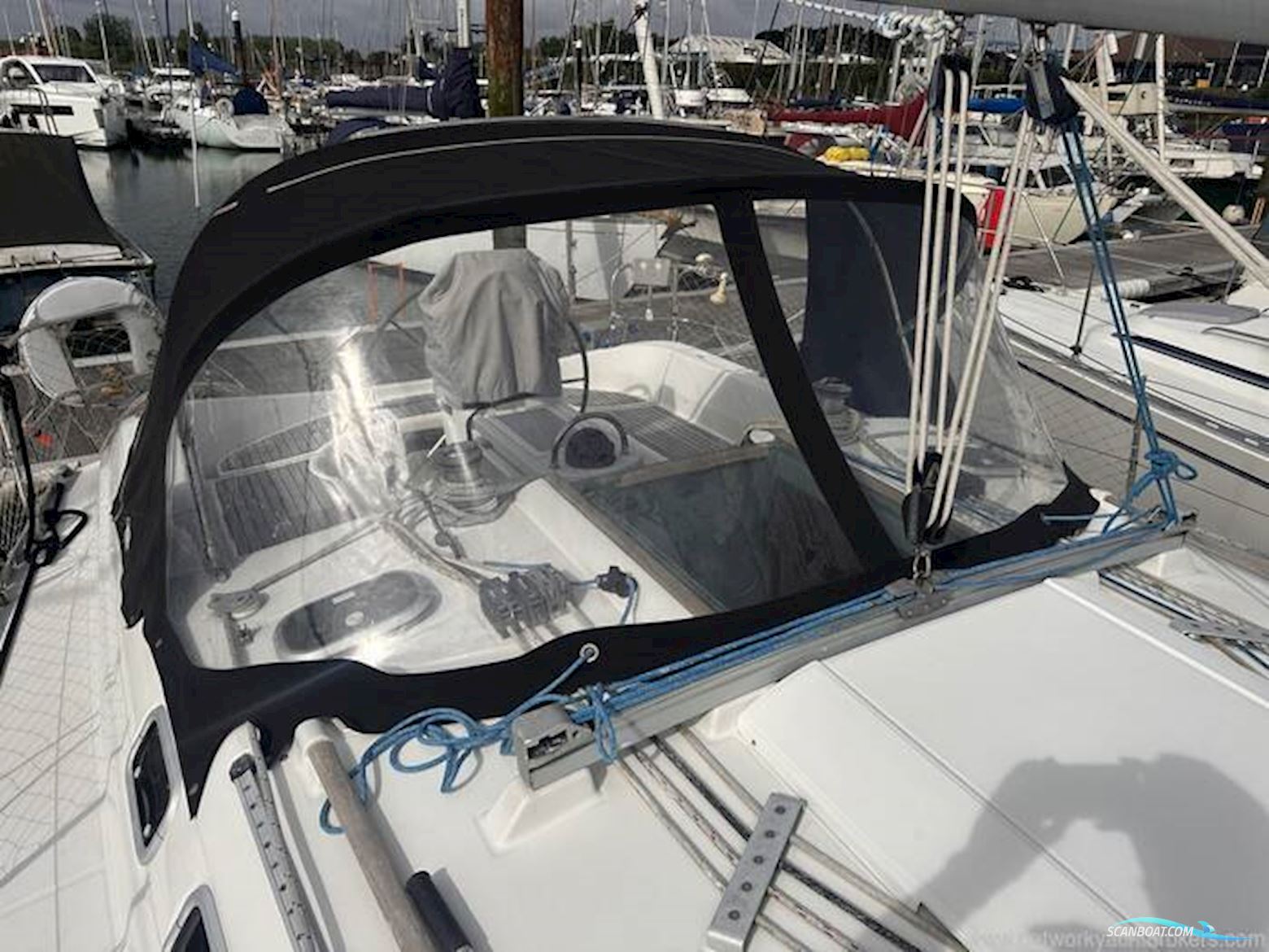 Beneteau Oceanis 351
