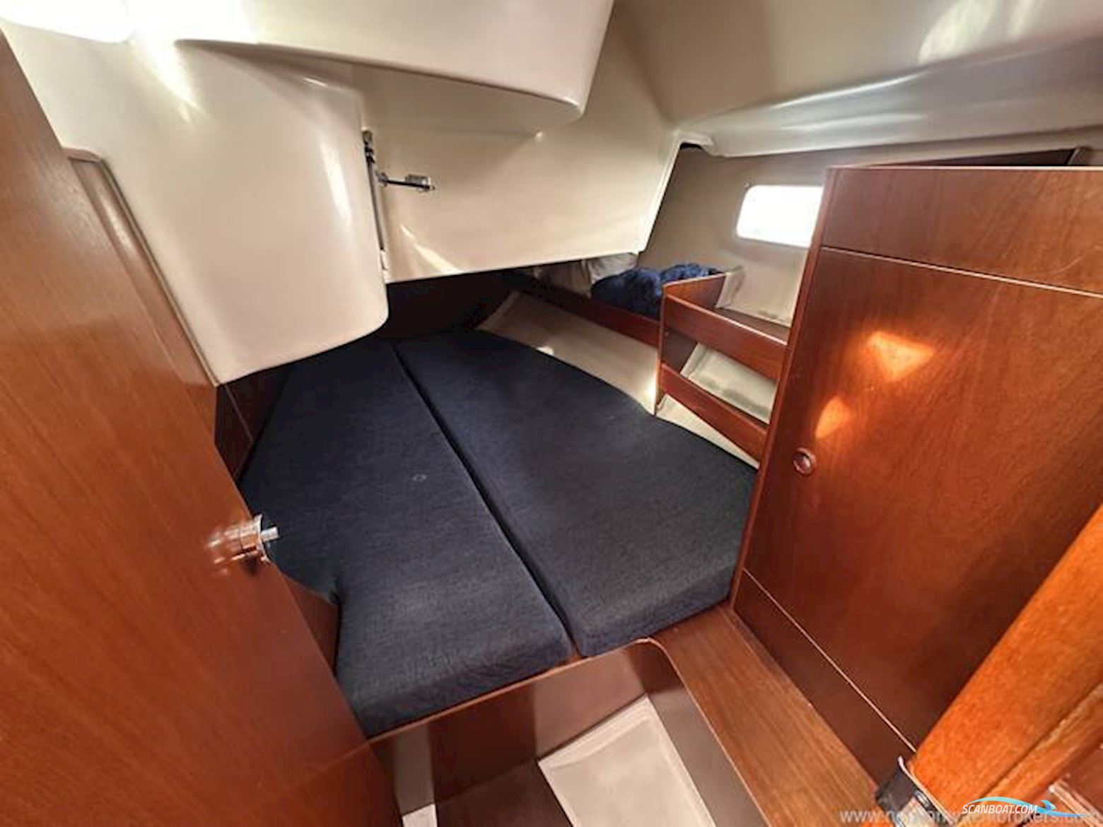 Beneteau Oceanis 351