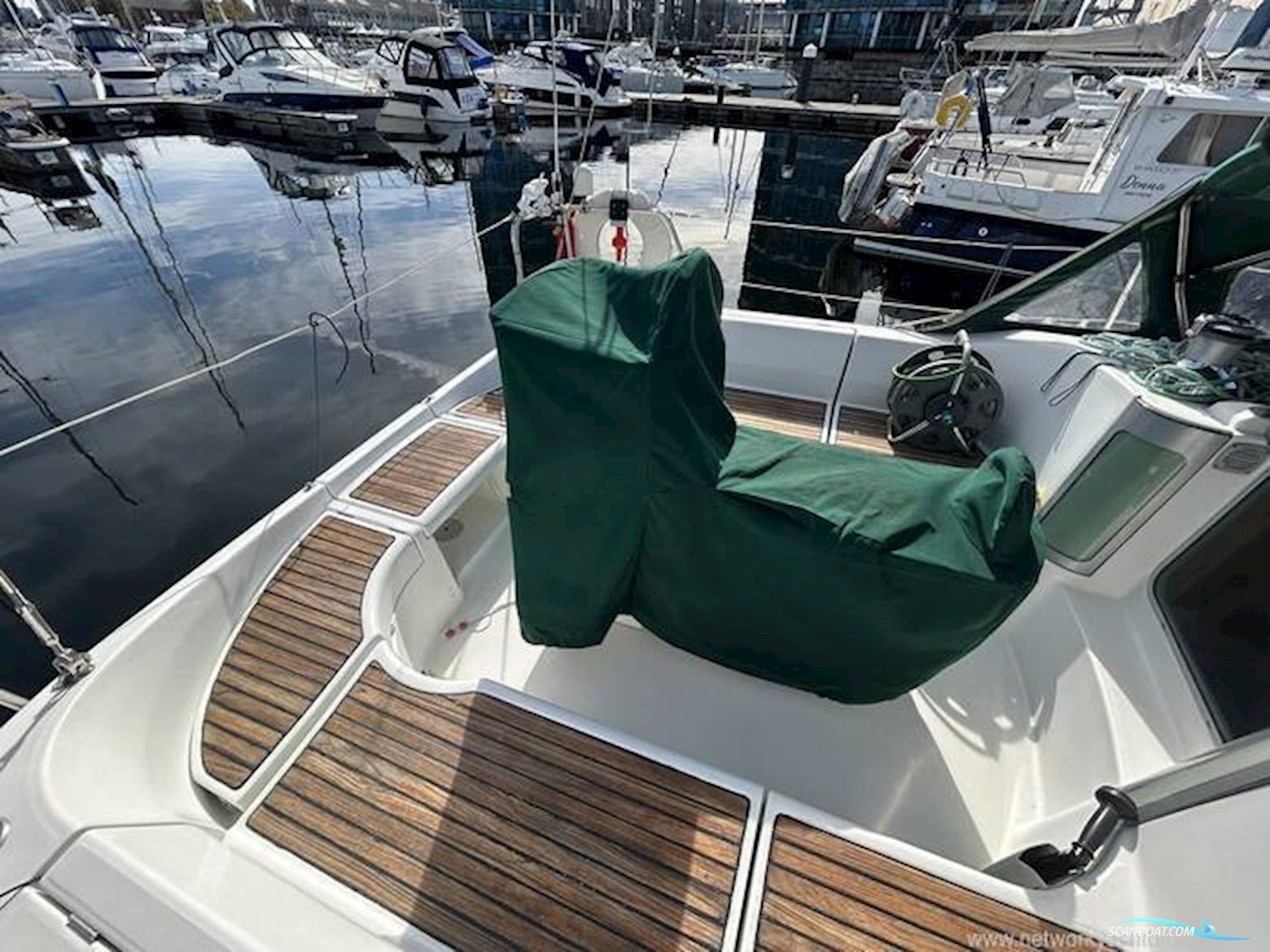 Beneteau Oceanis 351