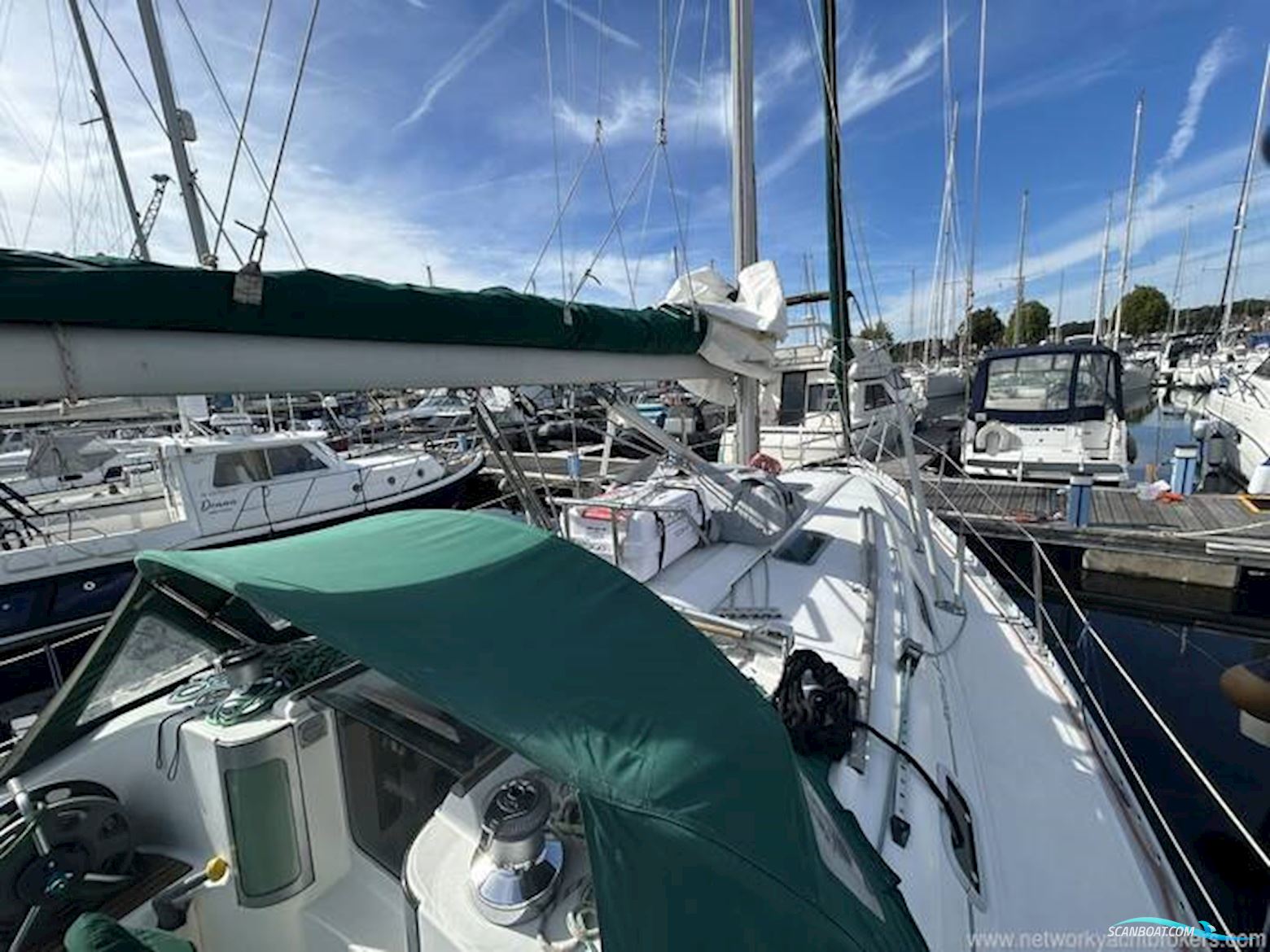 Beneteau Oceanis 351