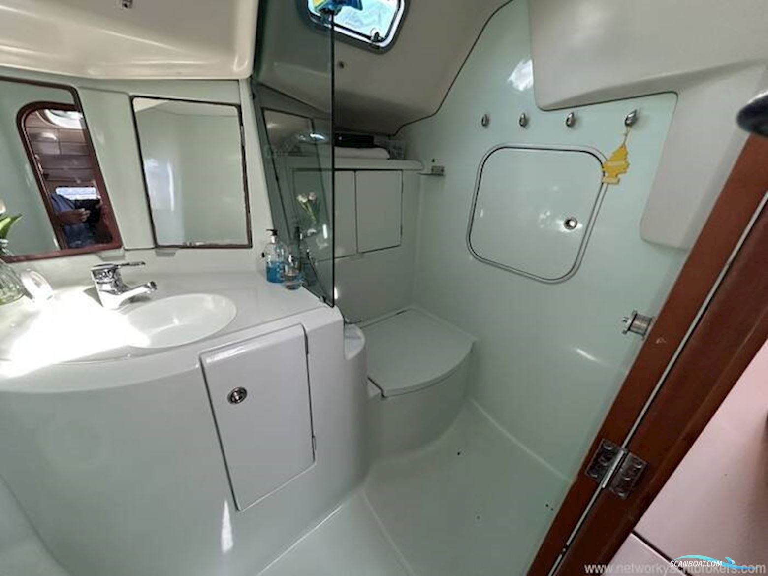 Beneteau Oceanis 351
