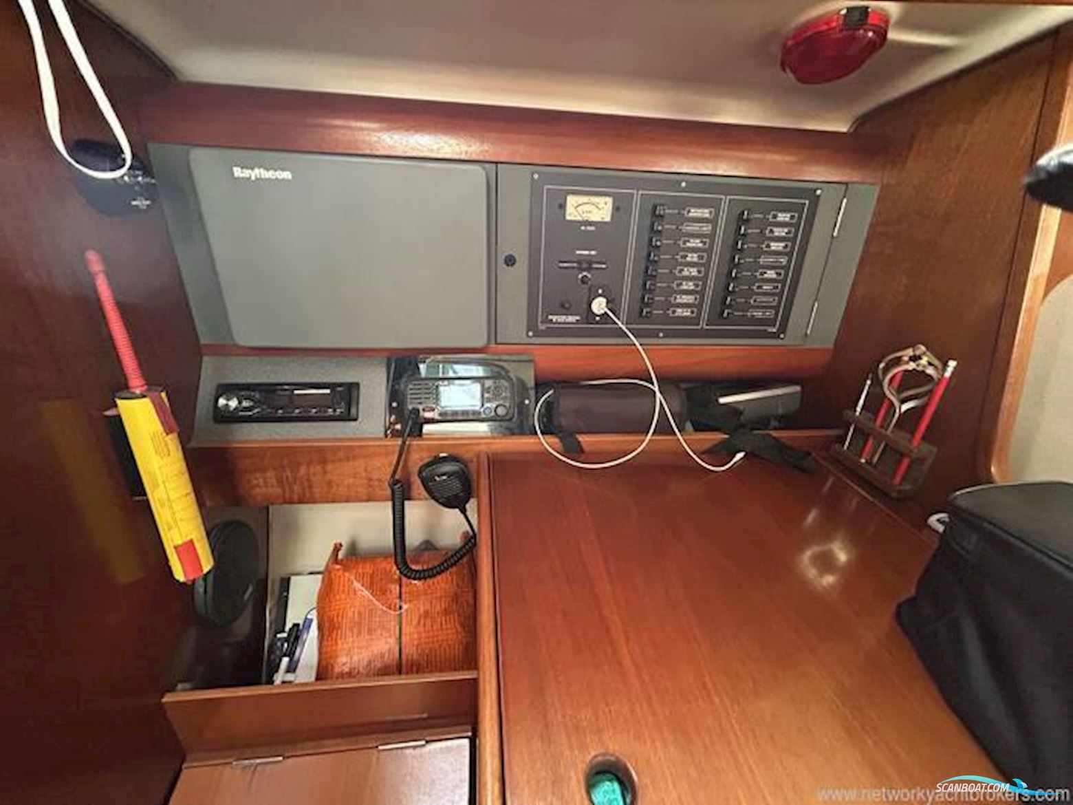Beneteau Oceanis 351