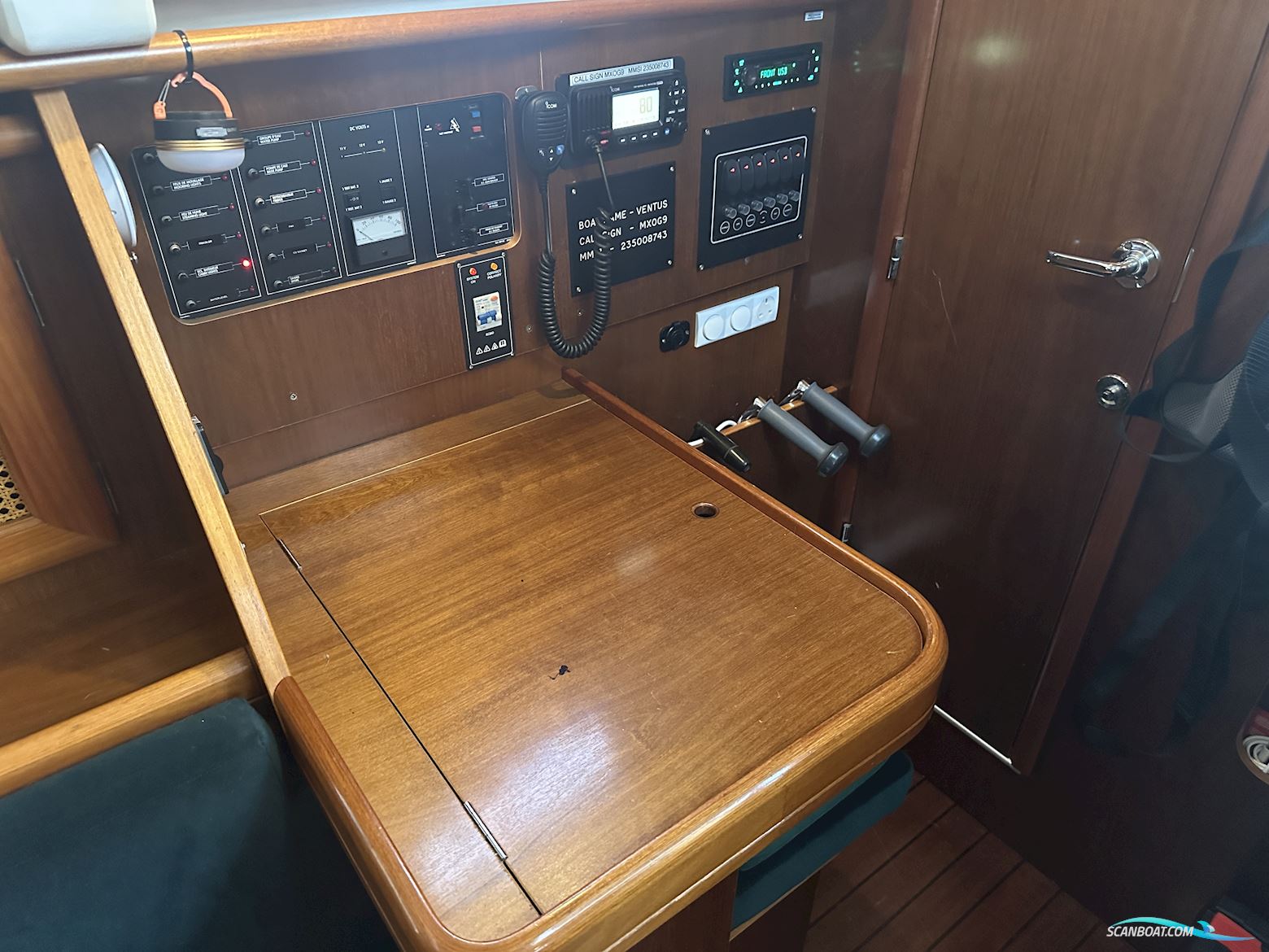 Beneteau Oceanis 36 CC