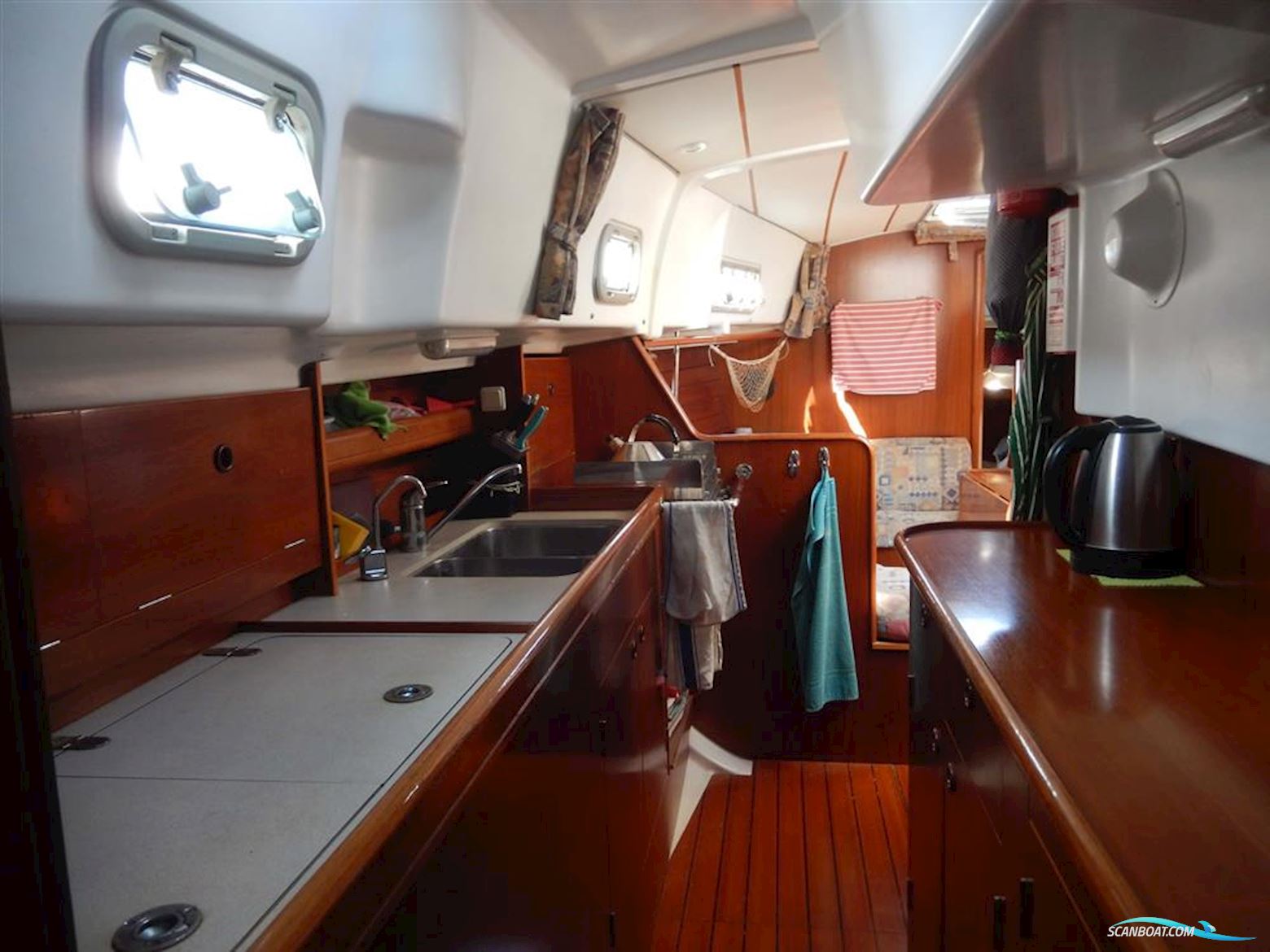 Beneteau Oceanis 36 CC